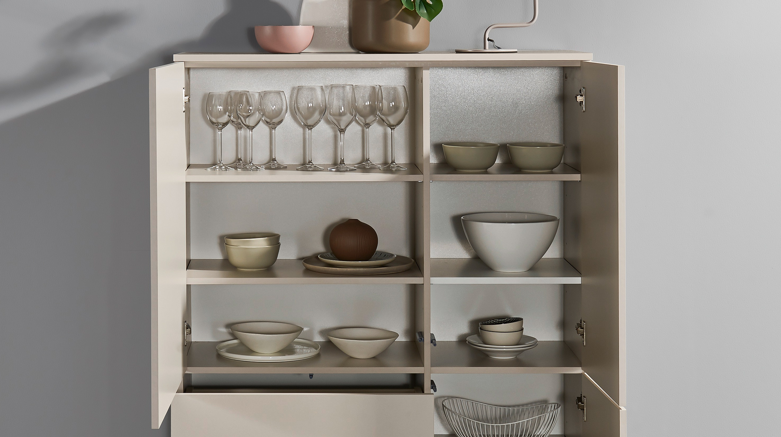 Highboard 3 Türen 2 Schubladen beige 103 cm - VINCE