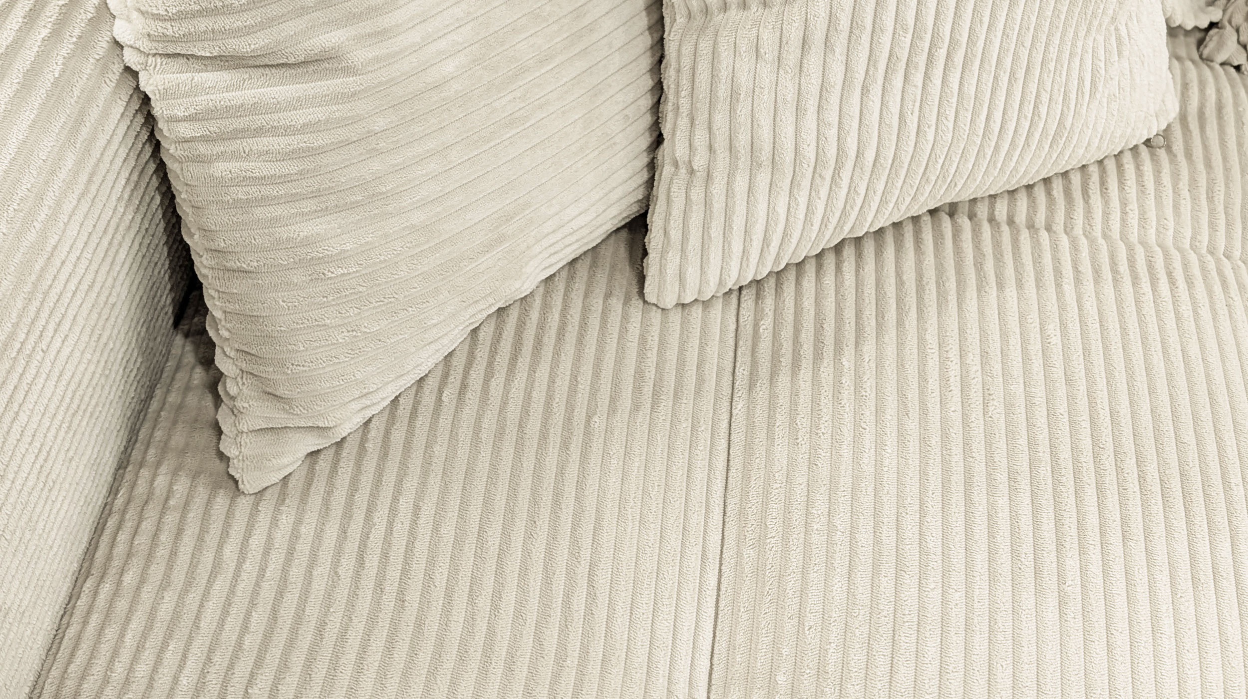 Big Sofa Cord beige mit Nosagunterfederung 300 cm - ARTEMIS