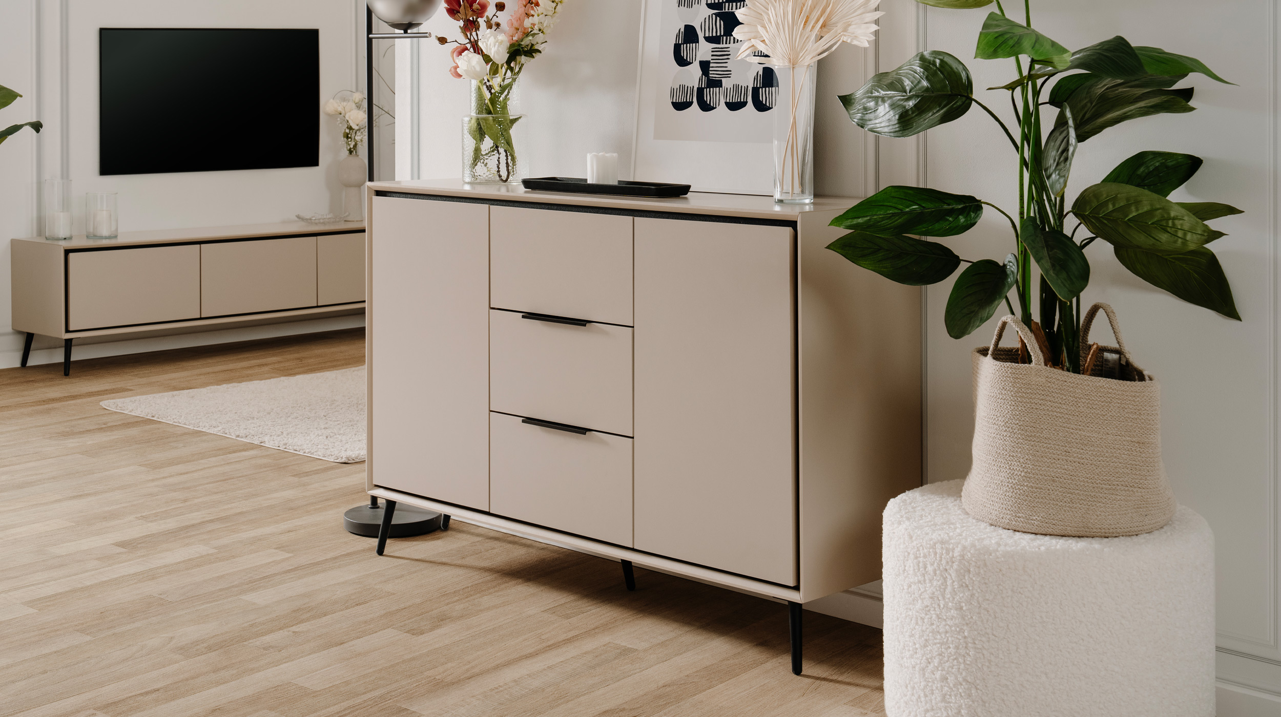 Sideboard mit 3 Schubladen beige schwarz 135 cm - ARONA