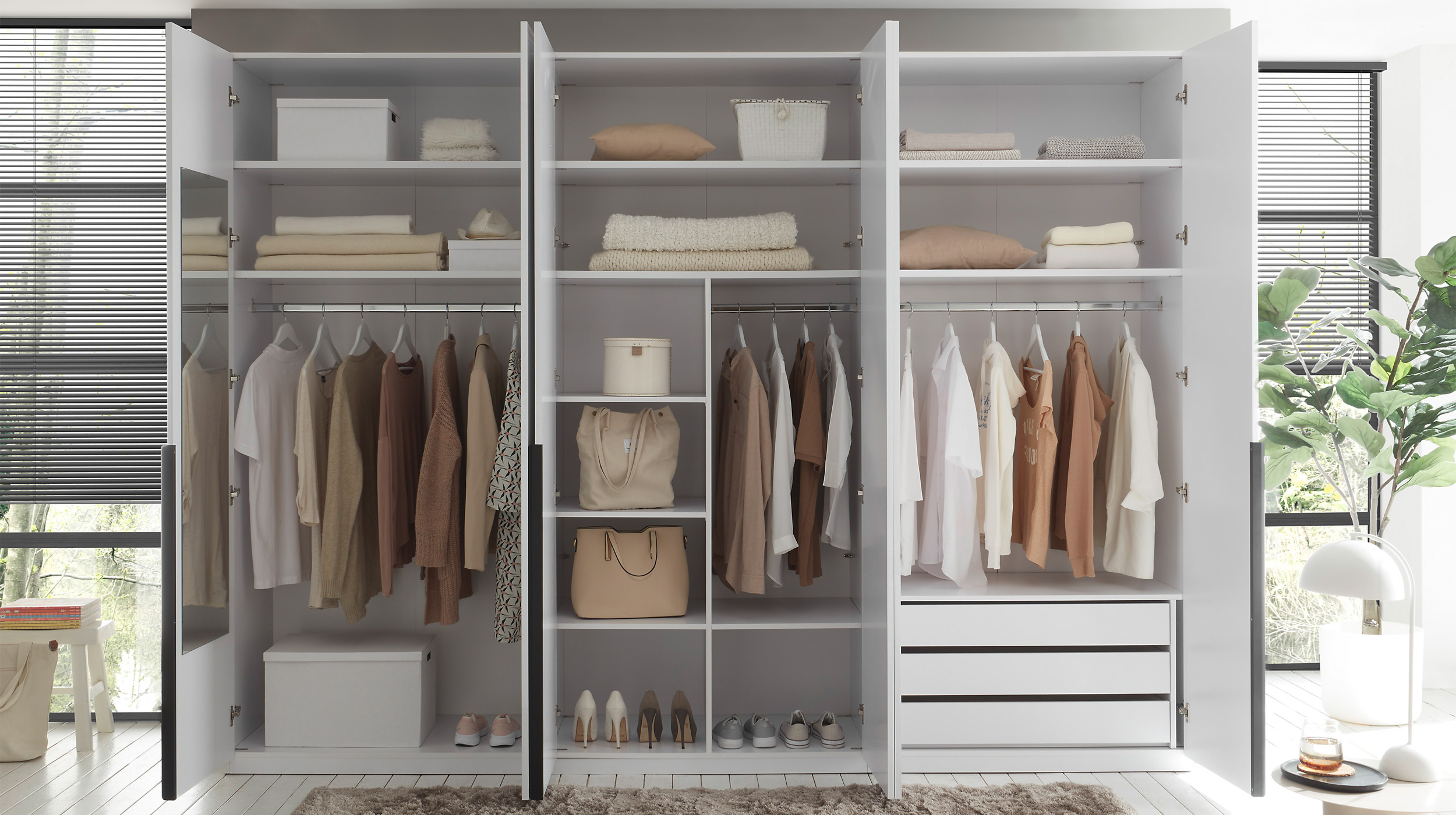 Kleiderschrank weiß hochglanz 6-türig 302 cm - CAMOLEO