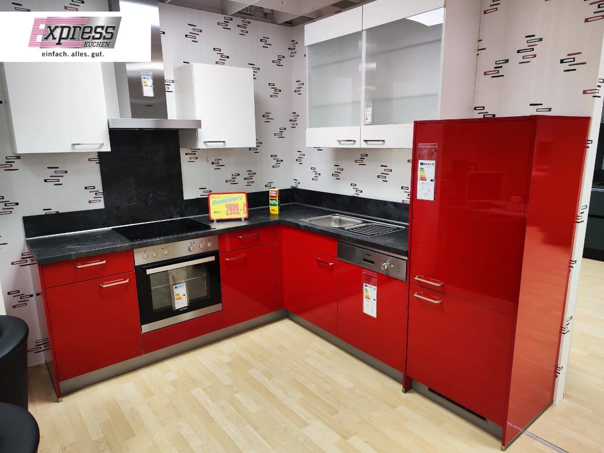 Eckküche 227 x 248 cm - mit Geräten - Küchenfronten Lack Hochglanz - STAR