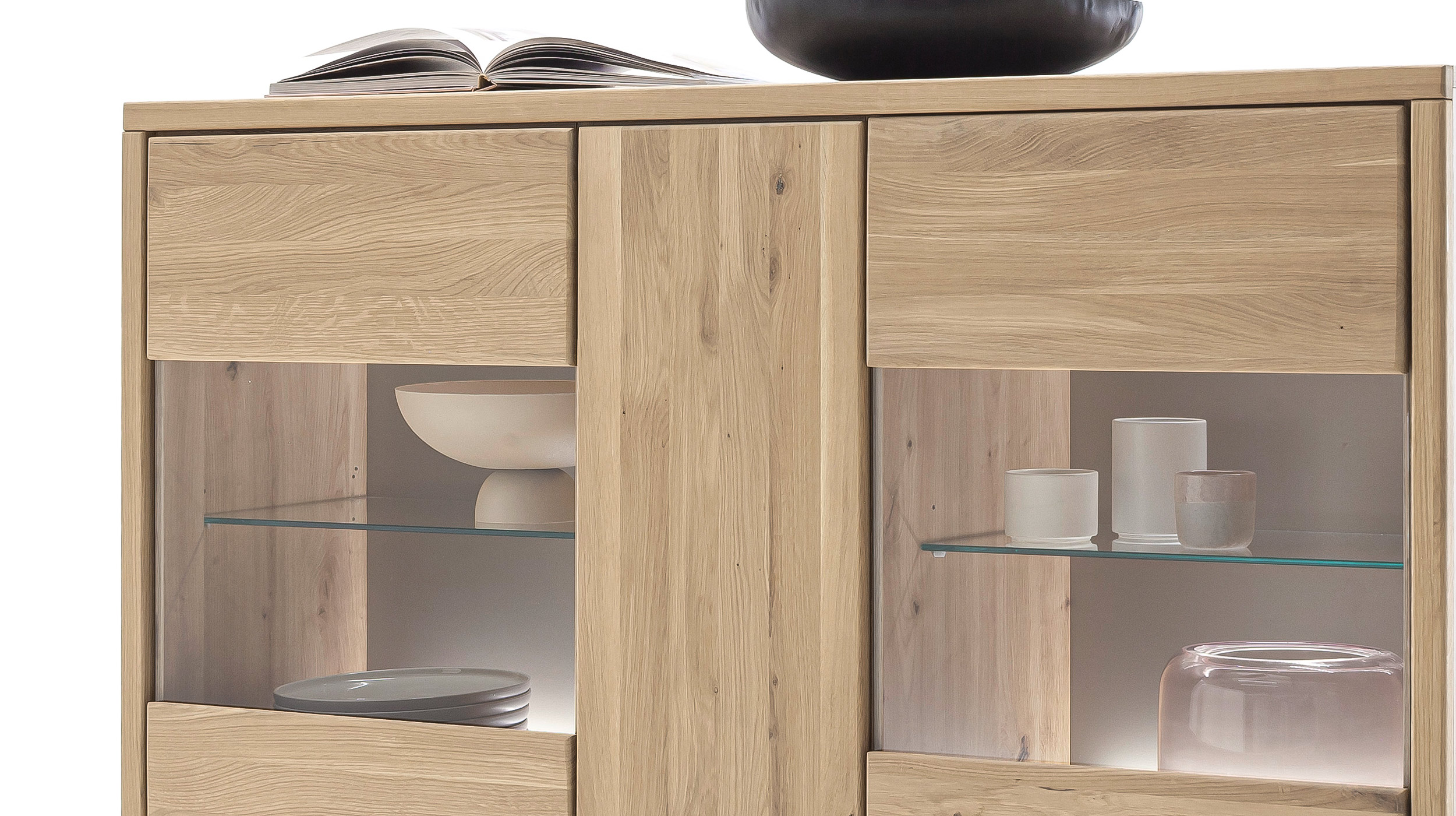 Highboard mit 2 Glastüren Kristalleiche massiv geölt 136 cm - LARVIK