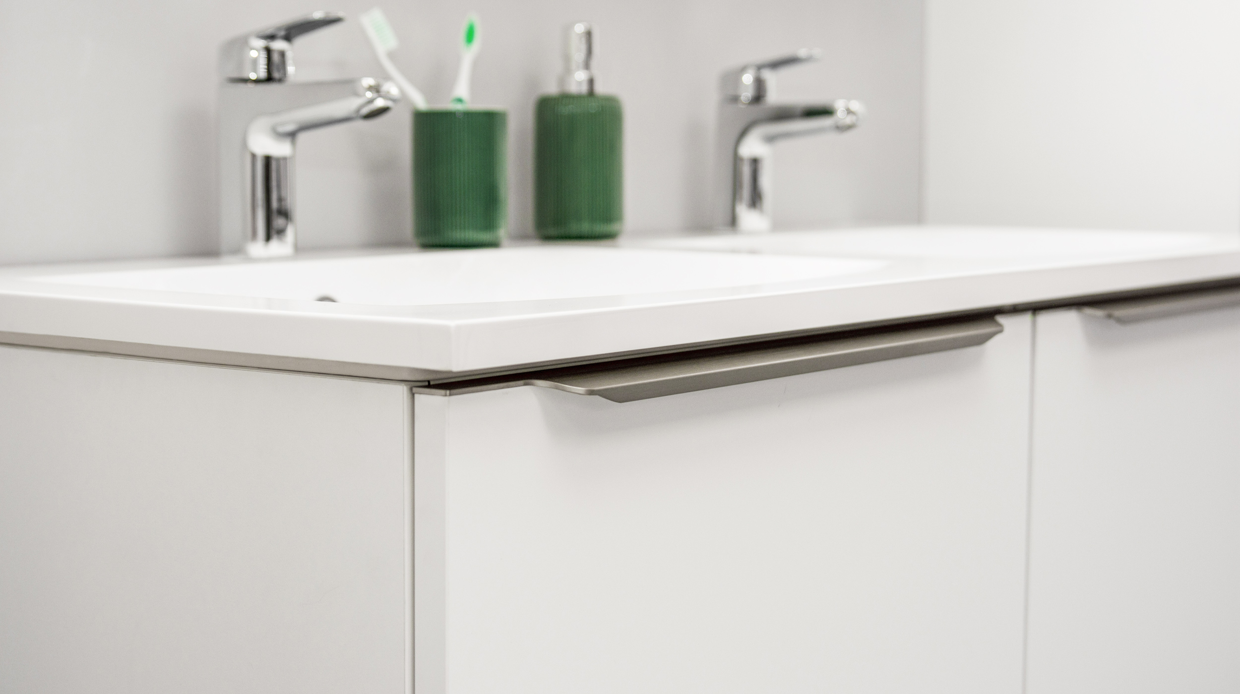 Badmöbel-Set weiß matt - 3 Teile mit HS - Waschtisch 121 cm - SANTANA