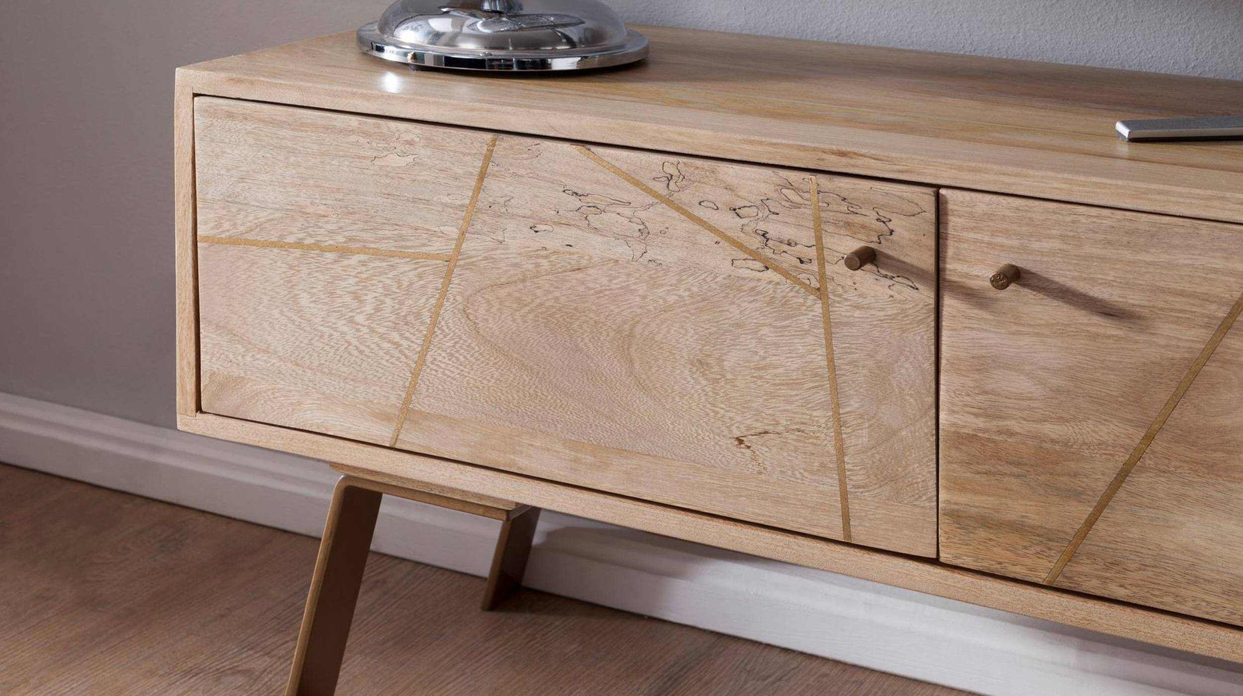 TV-Lowboard Mango massiv lackiert 2-türig 145 cm - SVAR 