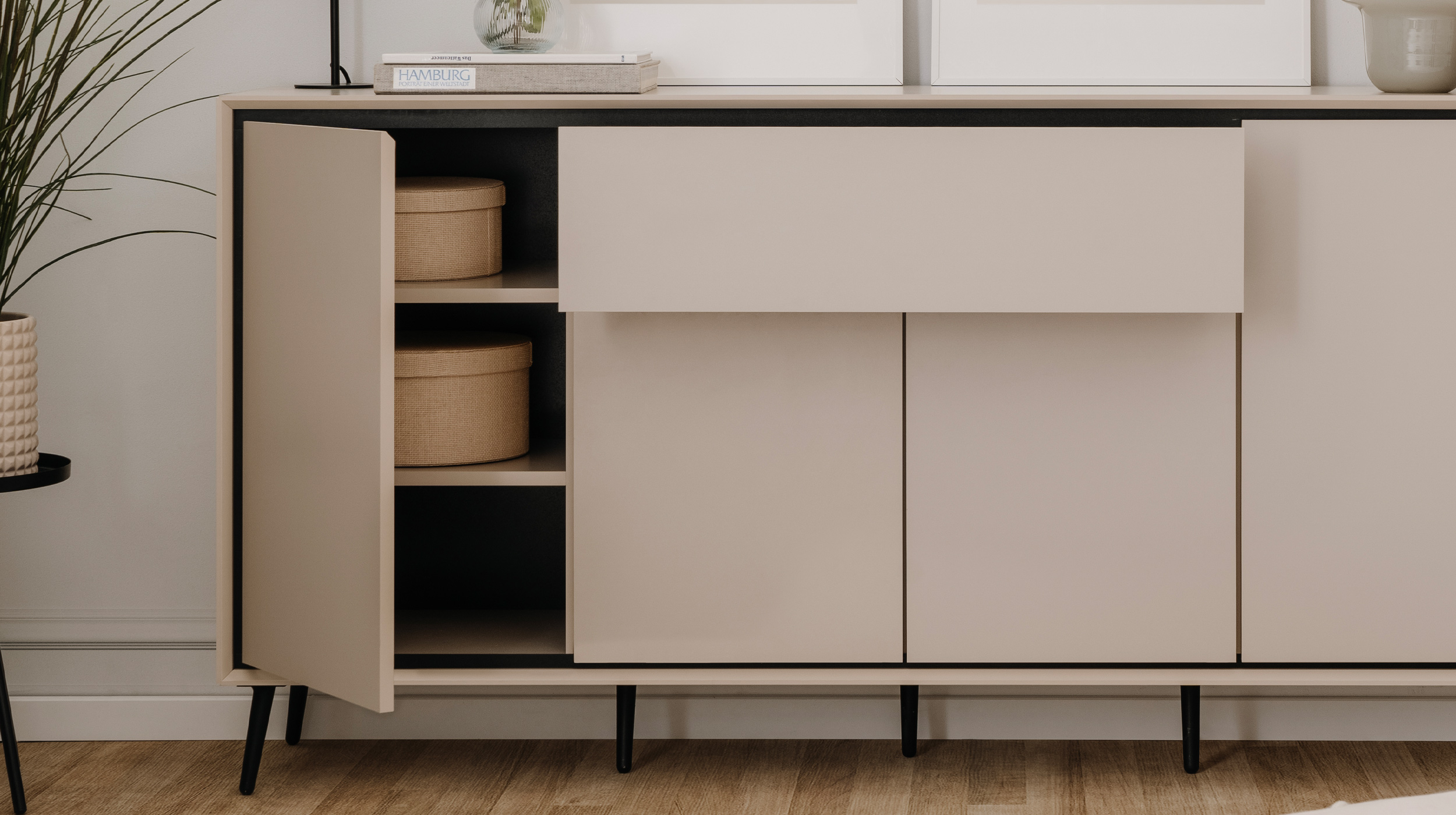 Sideboard mit 1 Schublade beige schwarz 175 cm - ARONA