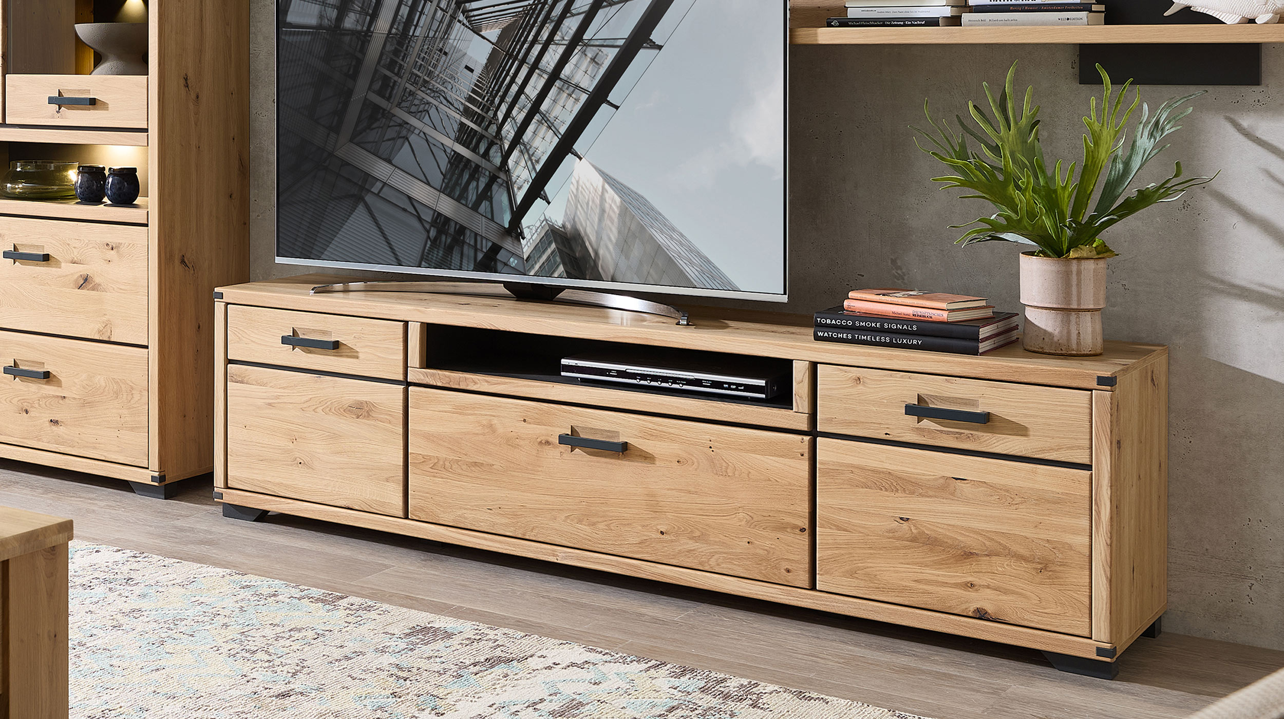 TV-Lowboard - Wildeiche - 190 cm - CATANIA