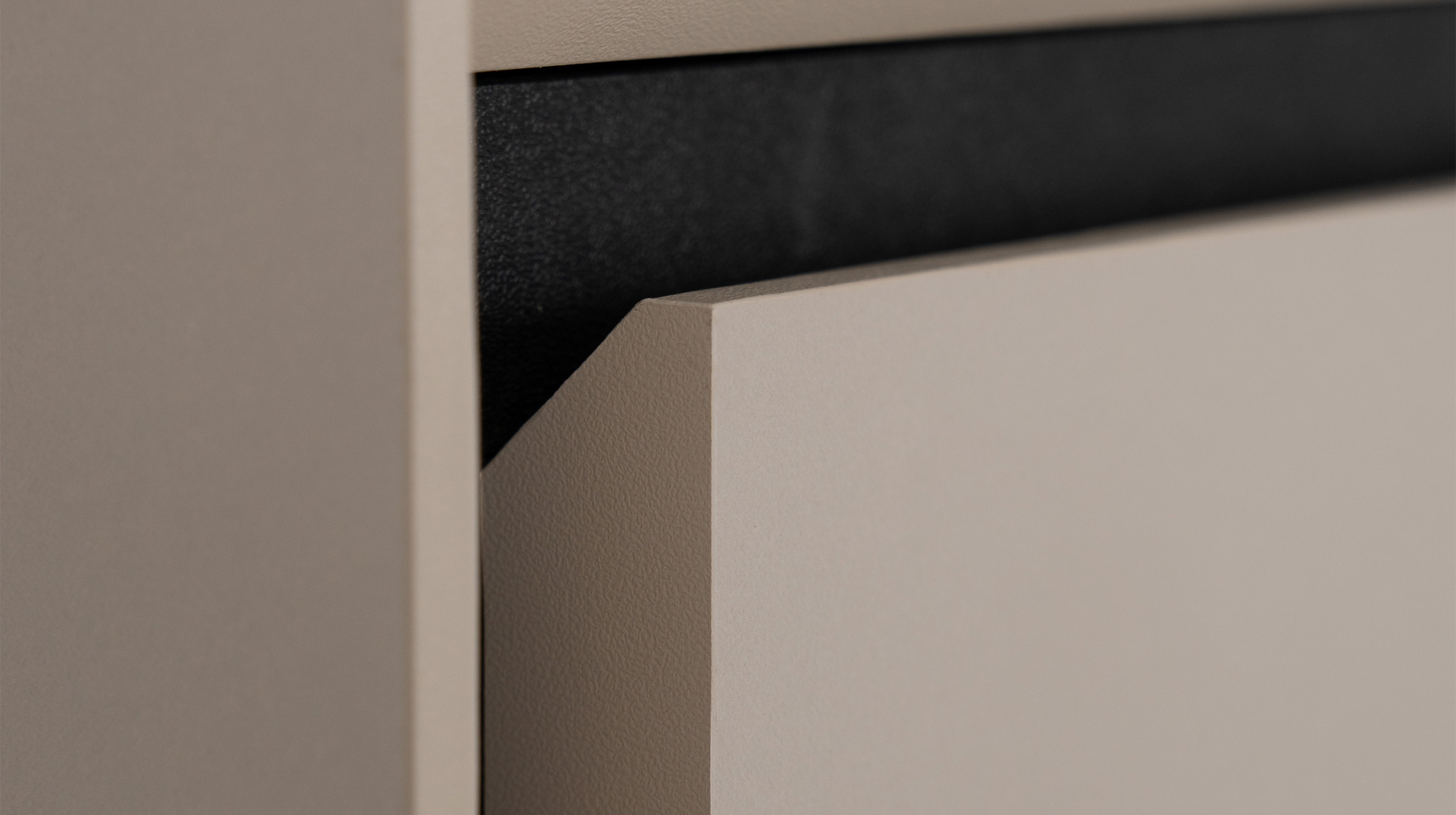 TV - Lowboard beige schwarz 175 cm TV-Board - ARONA