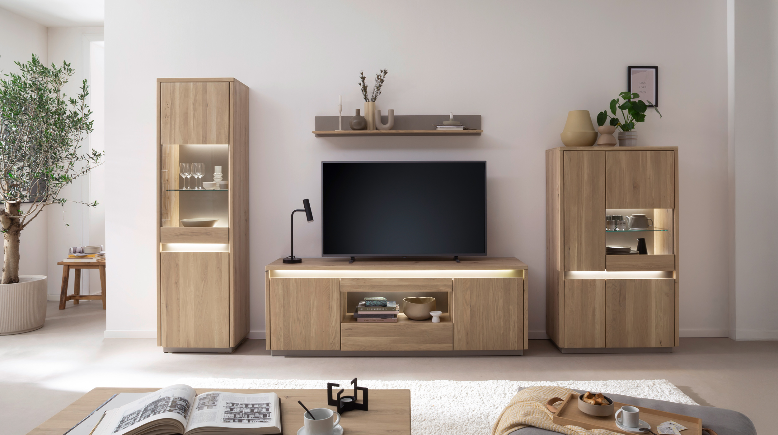 Highboard mit Glastür Kristalleiche massiv geölt 87 cm - LARVIK