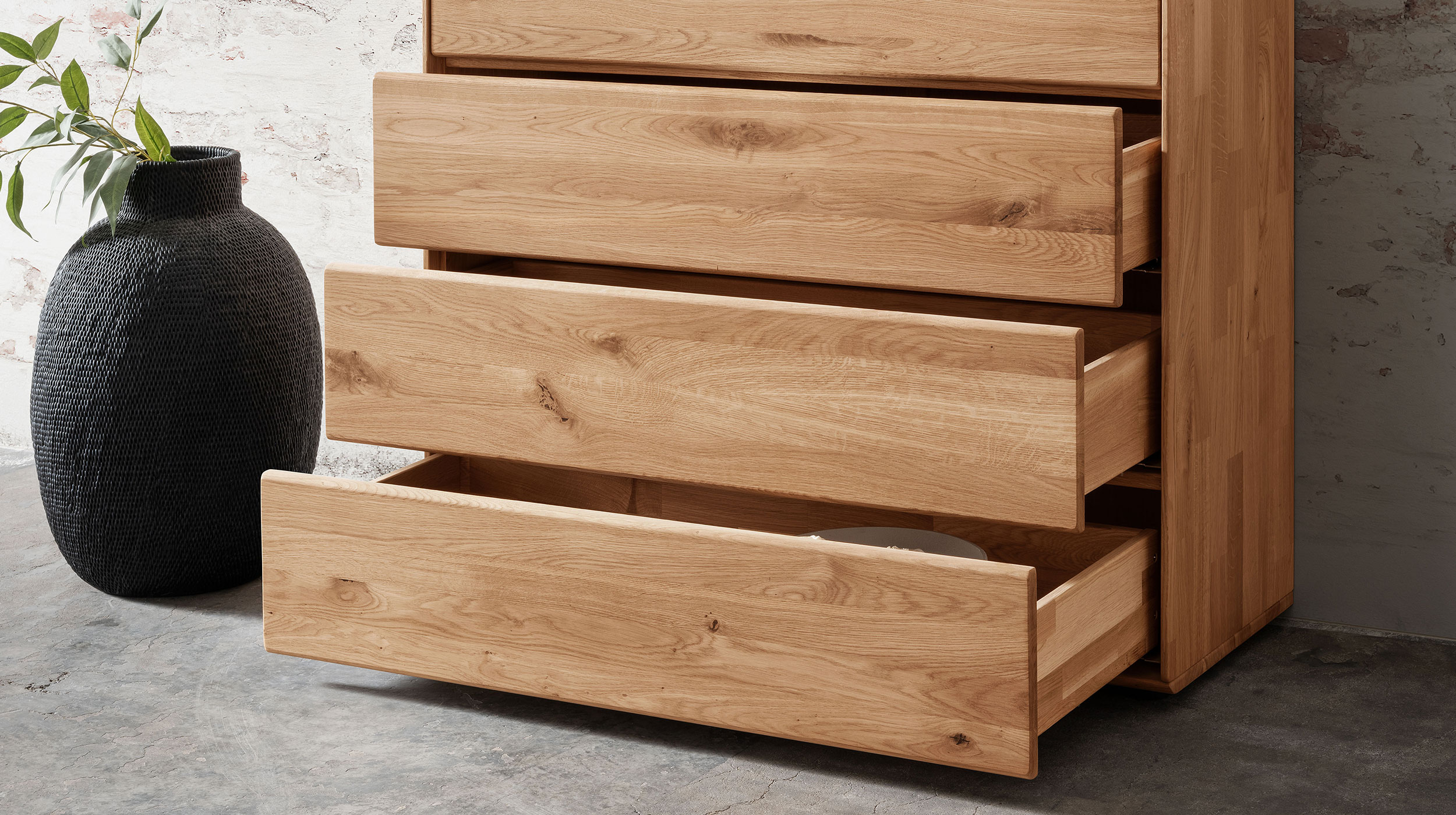 Kommode mit 4 Schubladen Wildeiche massiv geölt 100 cm - SKOV 