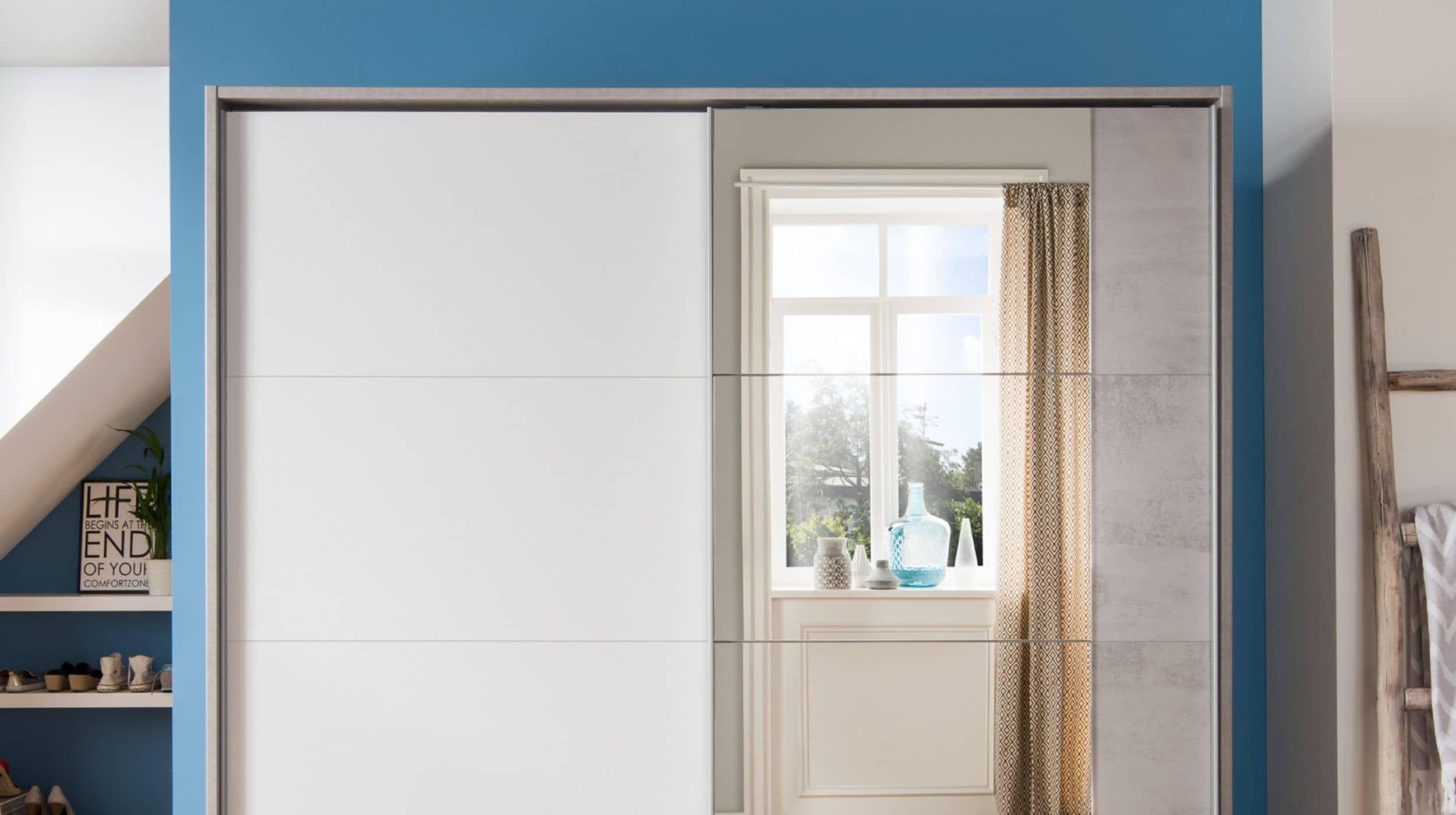 Schwebetürenschrank mit Spiegel weiß - Betonoptik 180 cm - EMDEN