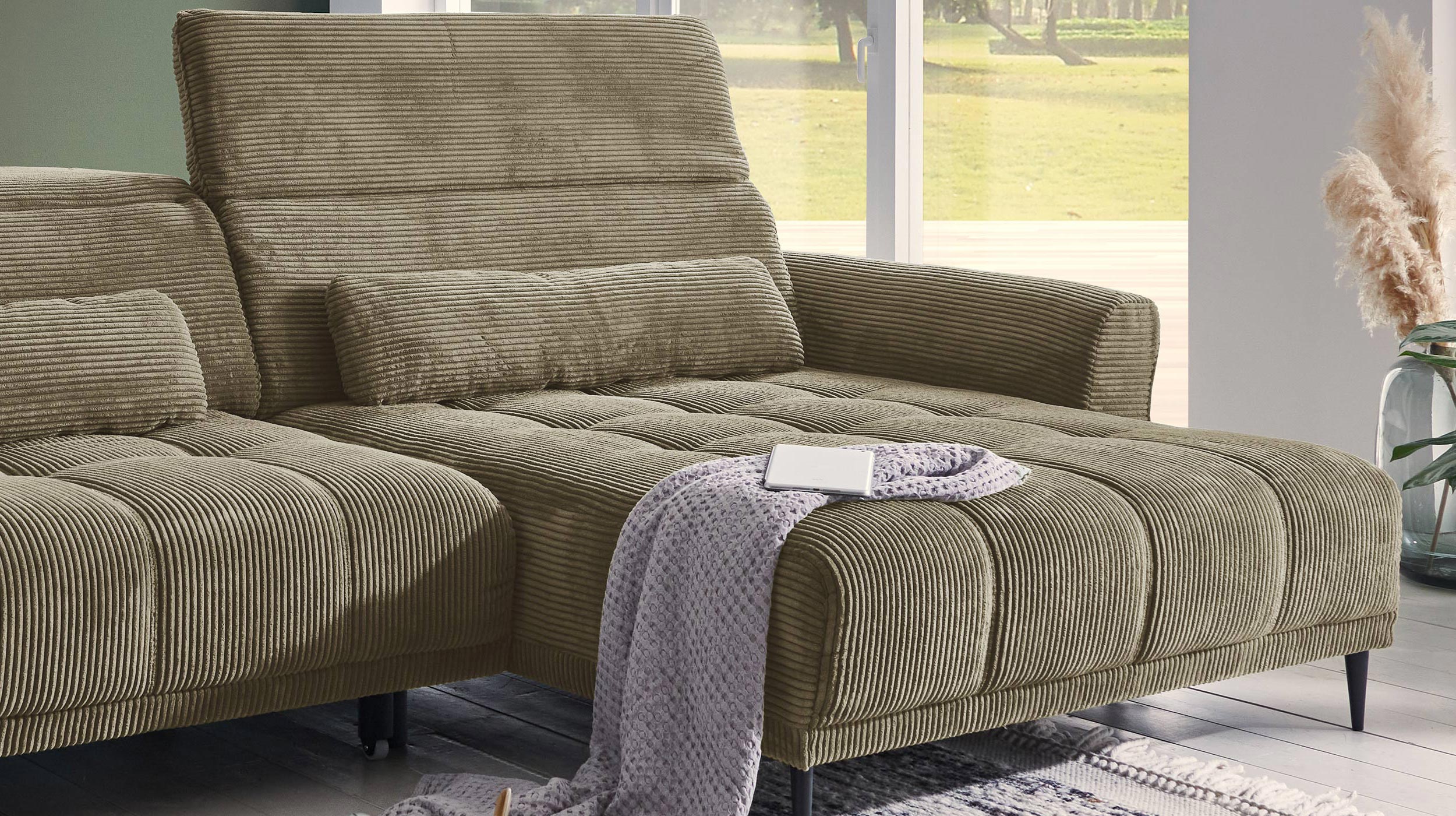 Ecksofa Cord grün ausziehbar - Sitztiefenverstellung - 277 cm - OT rechts - LOGAN