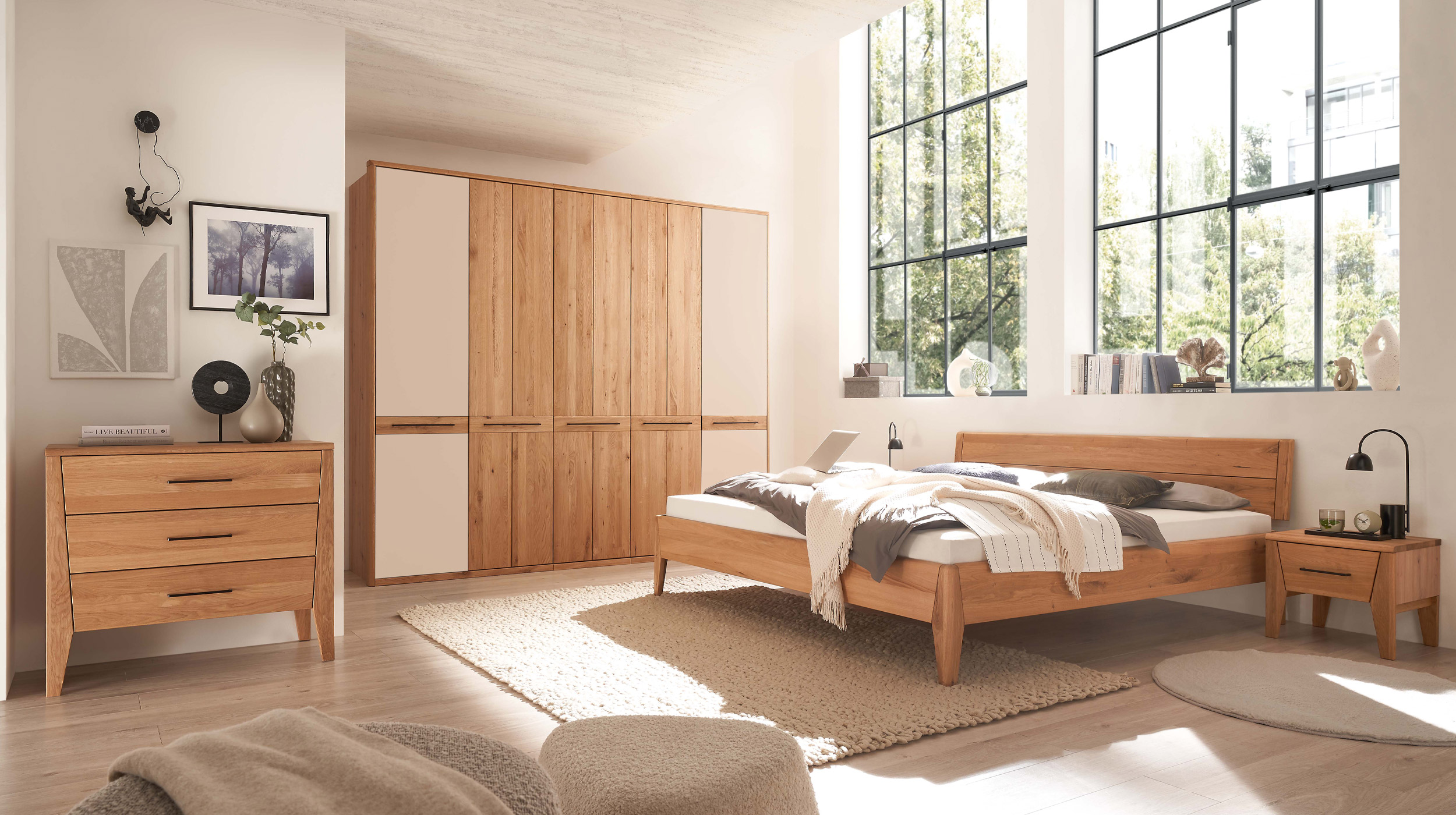 Massivholzbett 180 x 200 cm Wildeiche geölt - VEGARD