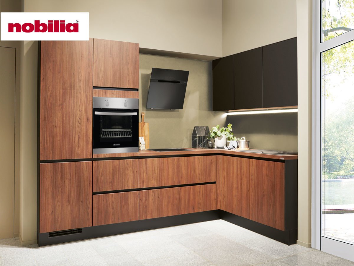 Eckküche 305 x 185 cm - mit Geräten - Küchenfronten matt - RIVA Eckküche 305 x 185 cm - mit Geräten - Küchenfronten matt - RIVA