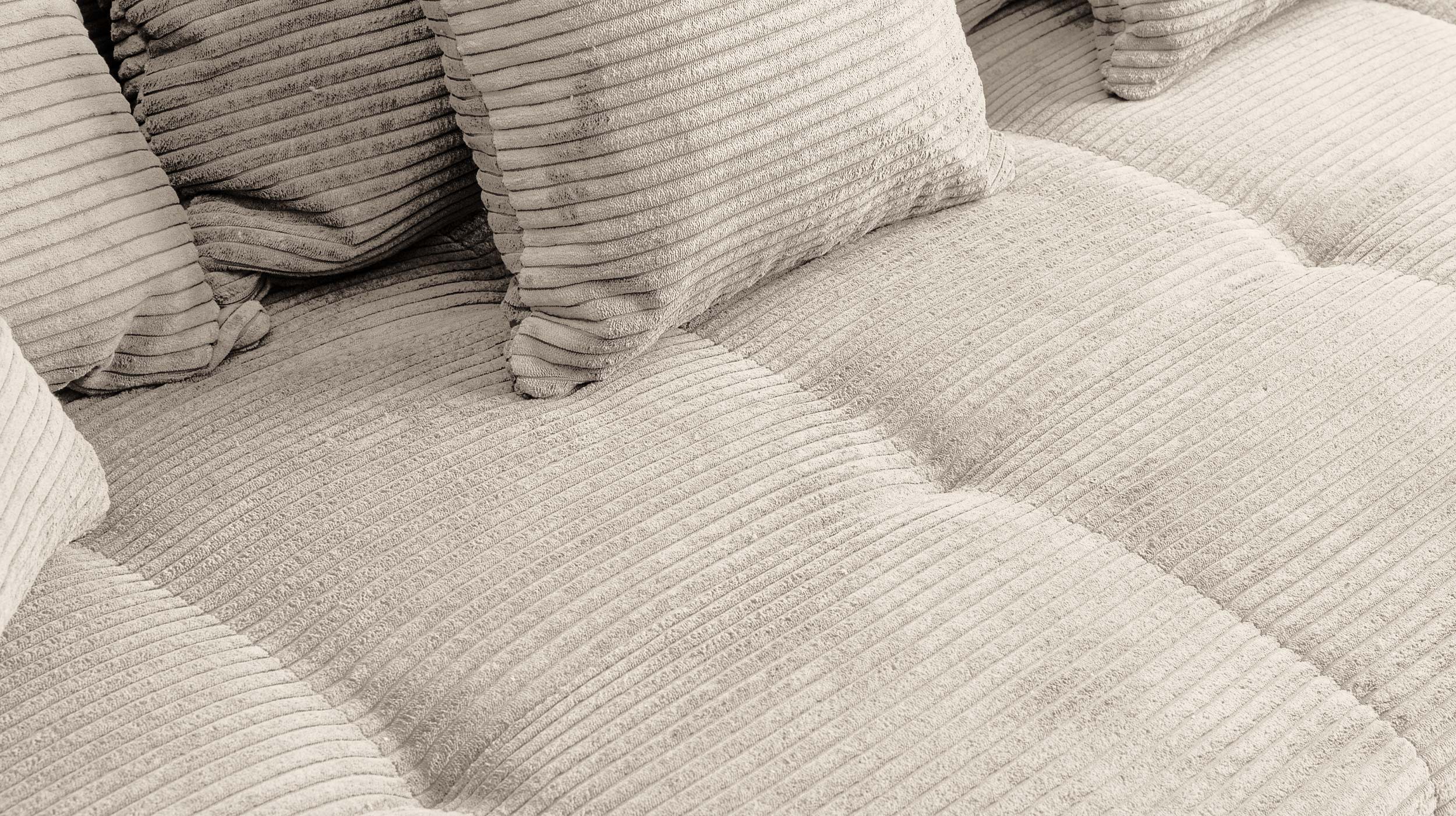 Big Sofa Cord beige - 254 cm - mit Nosagunterfederung - BORNEO