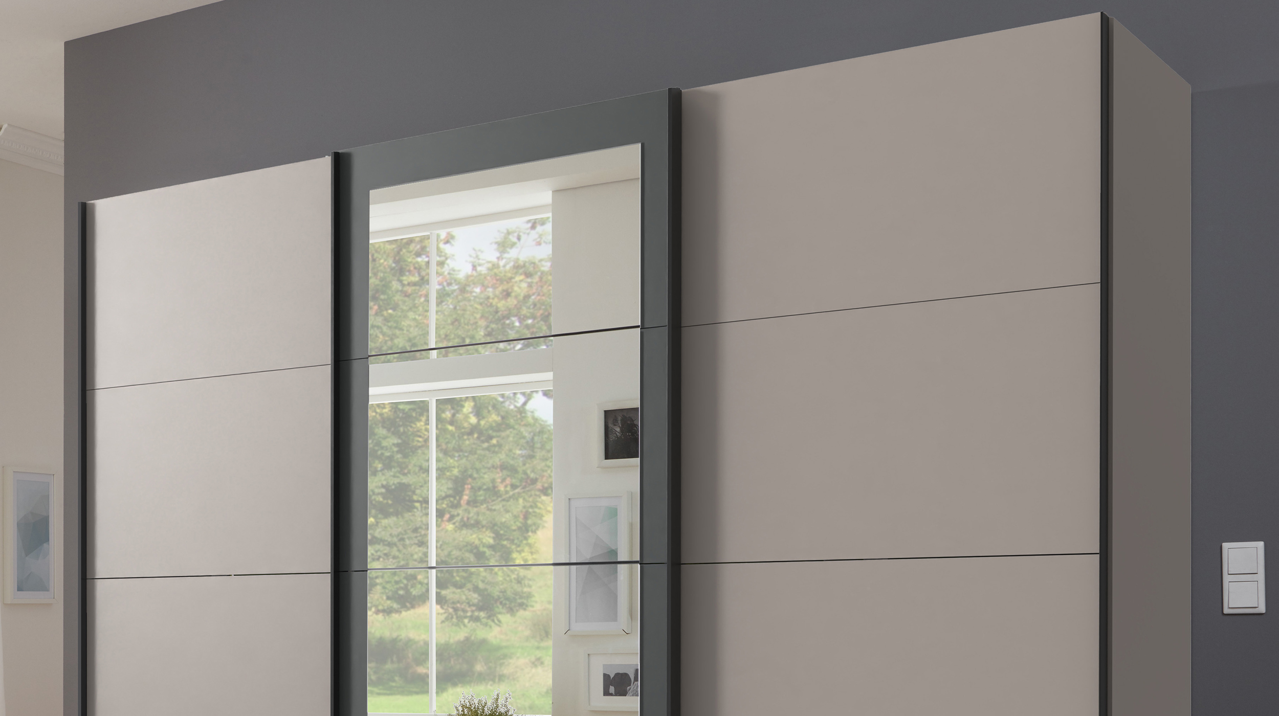 Schwebetürenschrank grau - graphit mit Spiegel 270 cm 3-türig - MINDEN