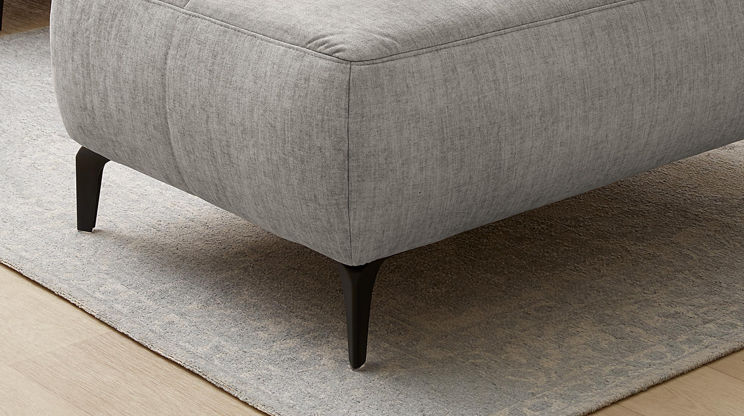 Hocker Sitzhocker 79 x 111 cm Veloursbezug hellgrau - SALO