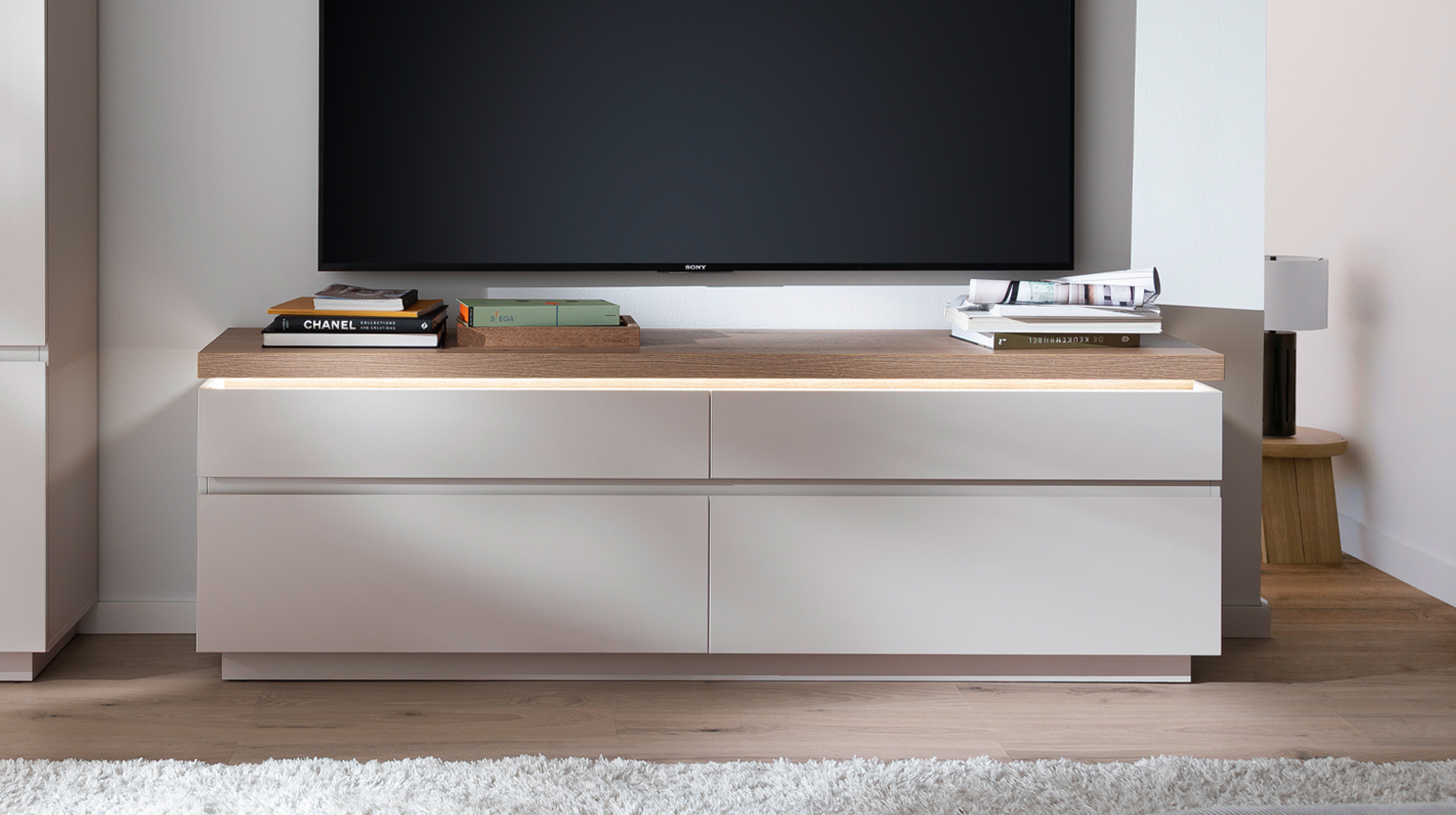 Wohnwand Evoke Eiche 278 cm - LED-Beleuchtung - REMOLINO 