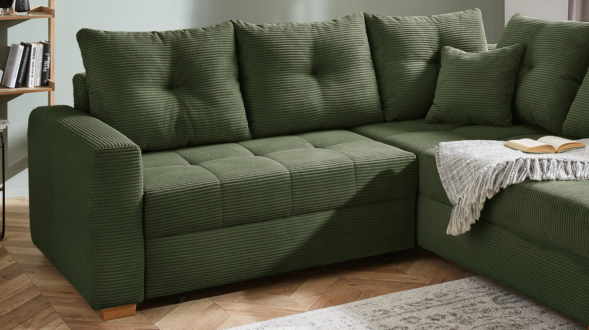 Ecksofa Cord grün - Schlaffunktion Bettkasten 228 cm - HEIDELBERG