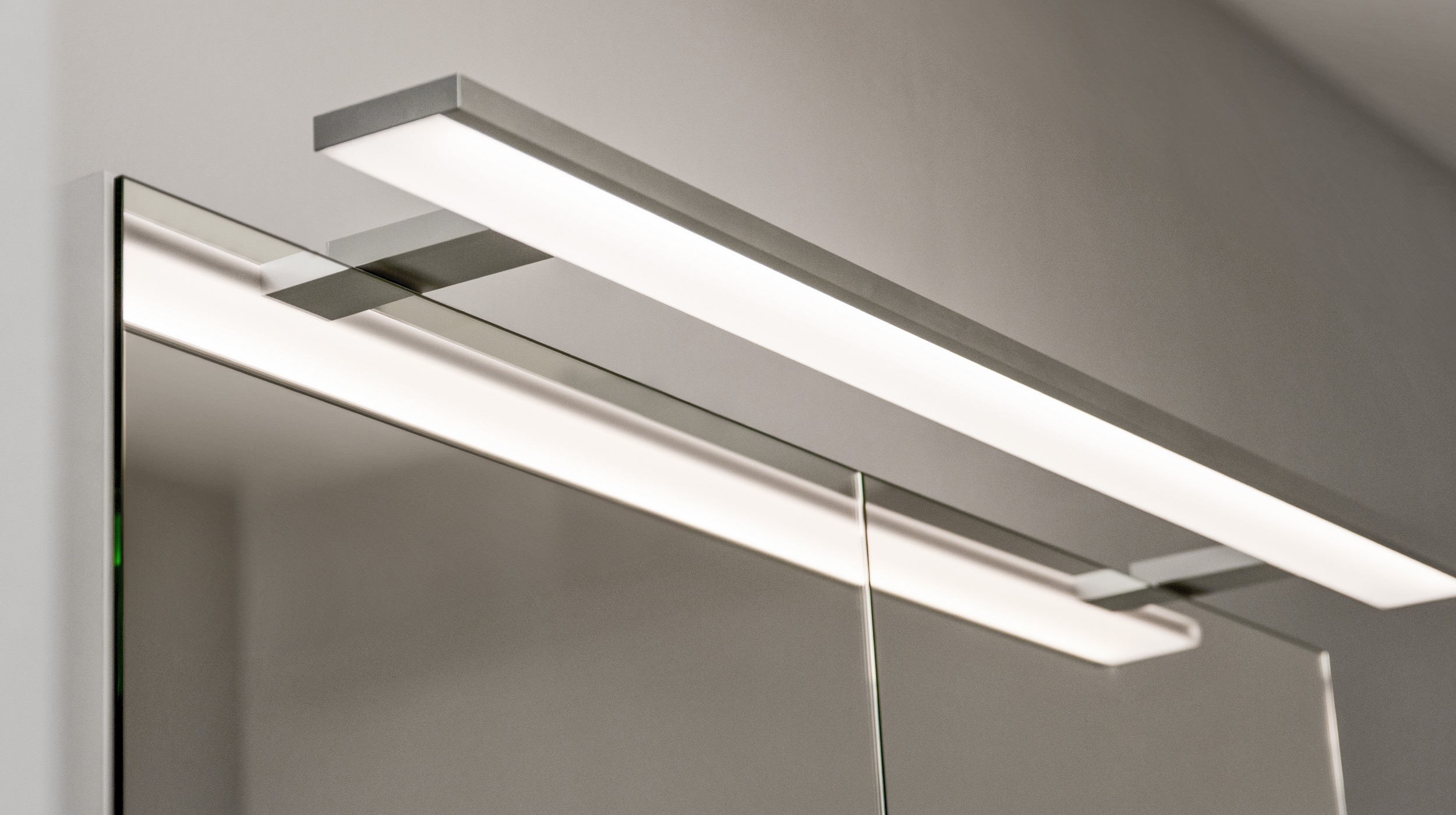 Badmöbel-Set weiß matt - 3 Teile mit HS - Waschtisch 121 cm - SANTANA