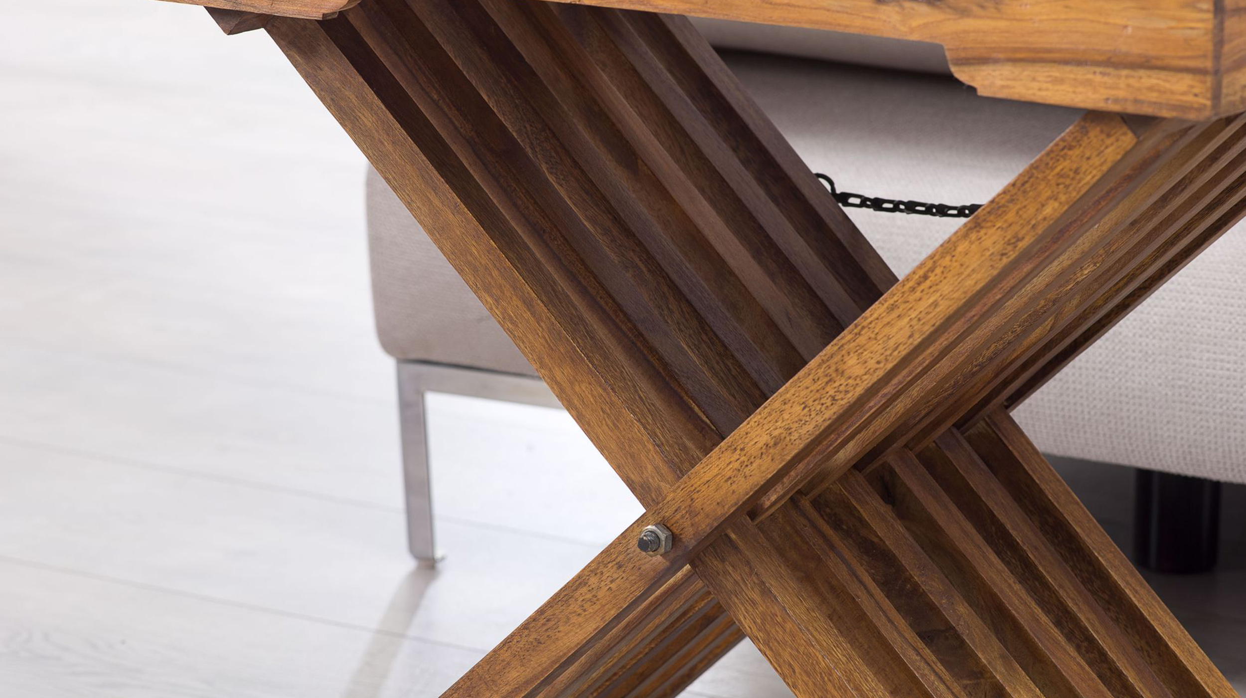 Beistelltisch Sheesham massiv gebeizt 60 x 40 cm - MERJA 