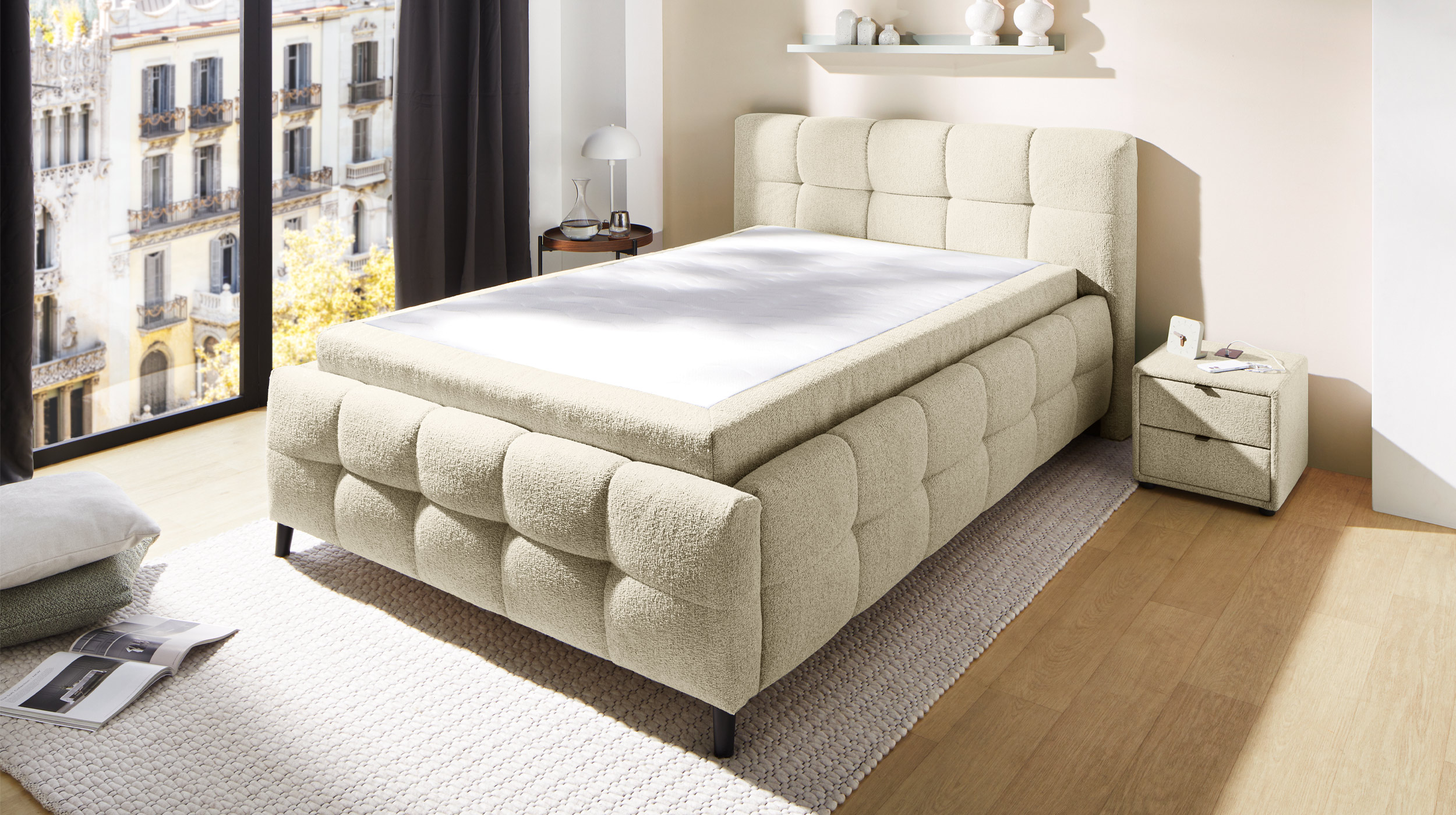 Polsterbett 140 x 200 cm Stoffbezug beige - LUCY