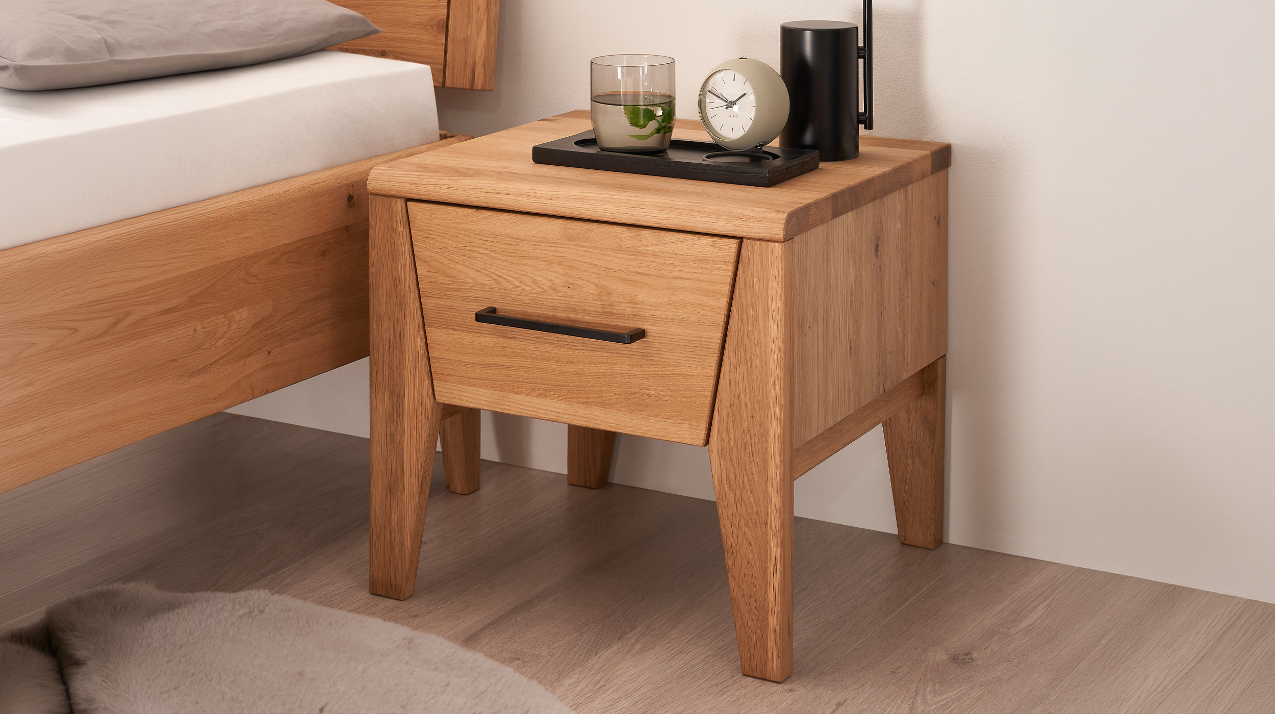 Nachttisch Wildeiche geölt teilmassiv 45 x 42 cm - VEGARD