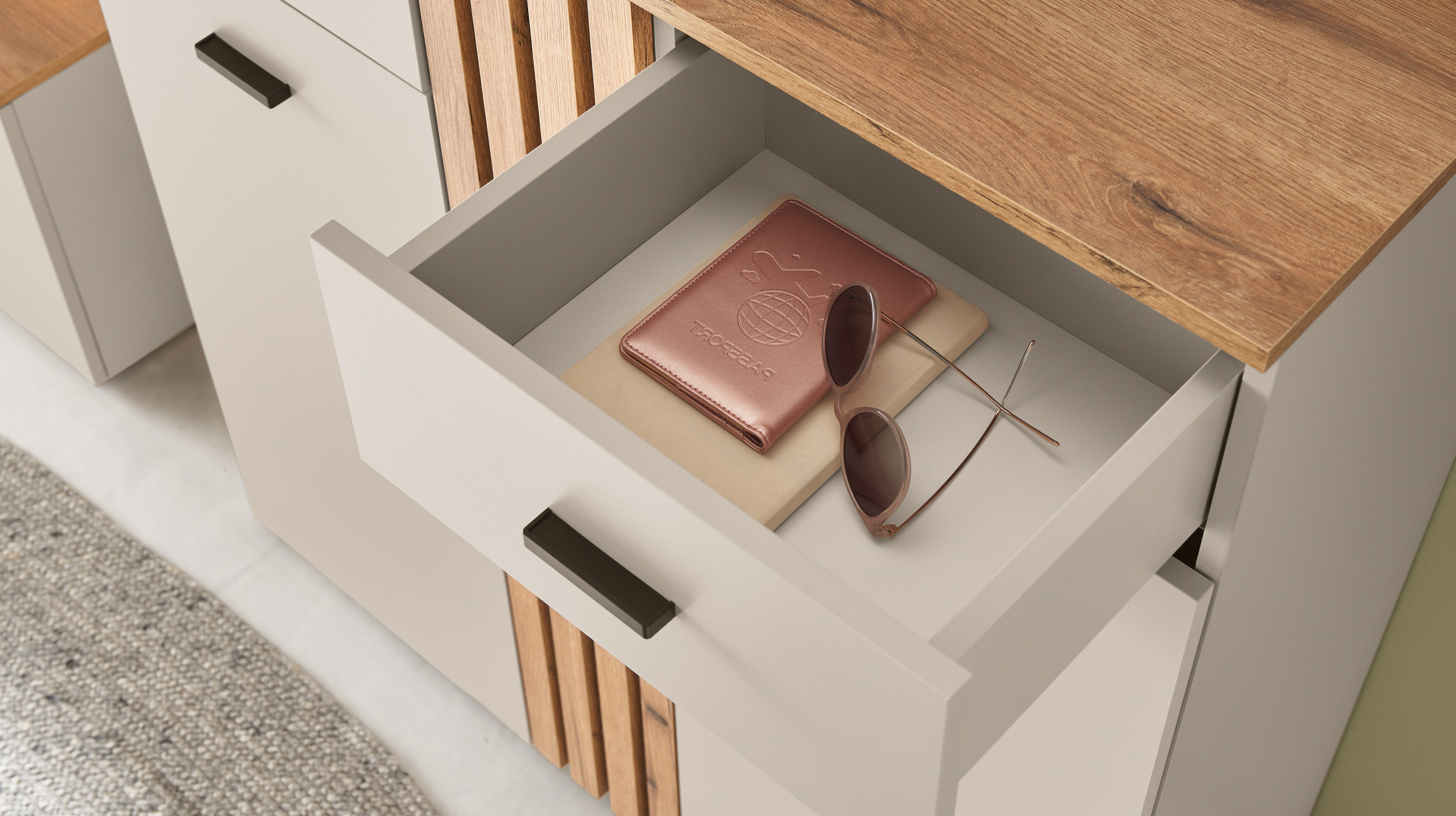 Schuhschrank mit Schubladen beige Evok Eiche 100 cm - LITUMO 