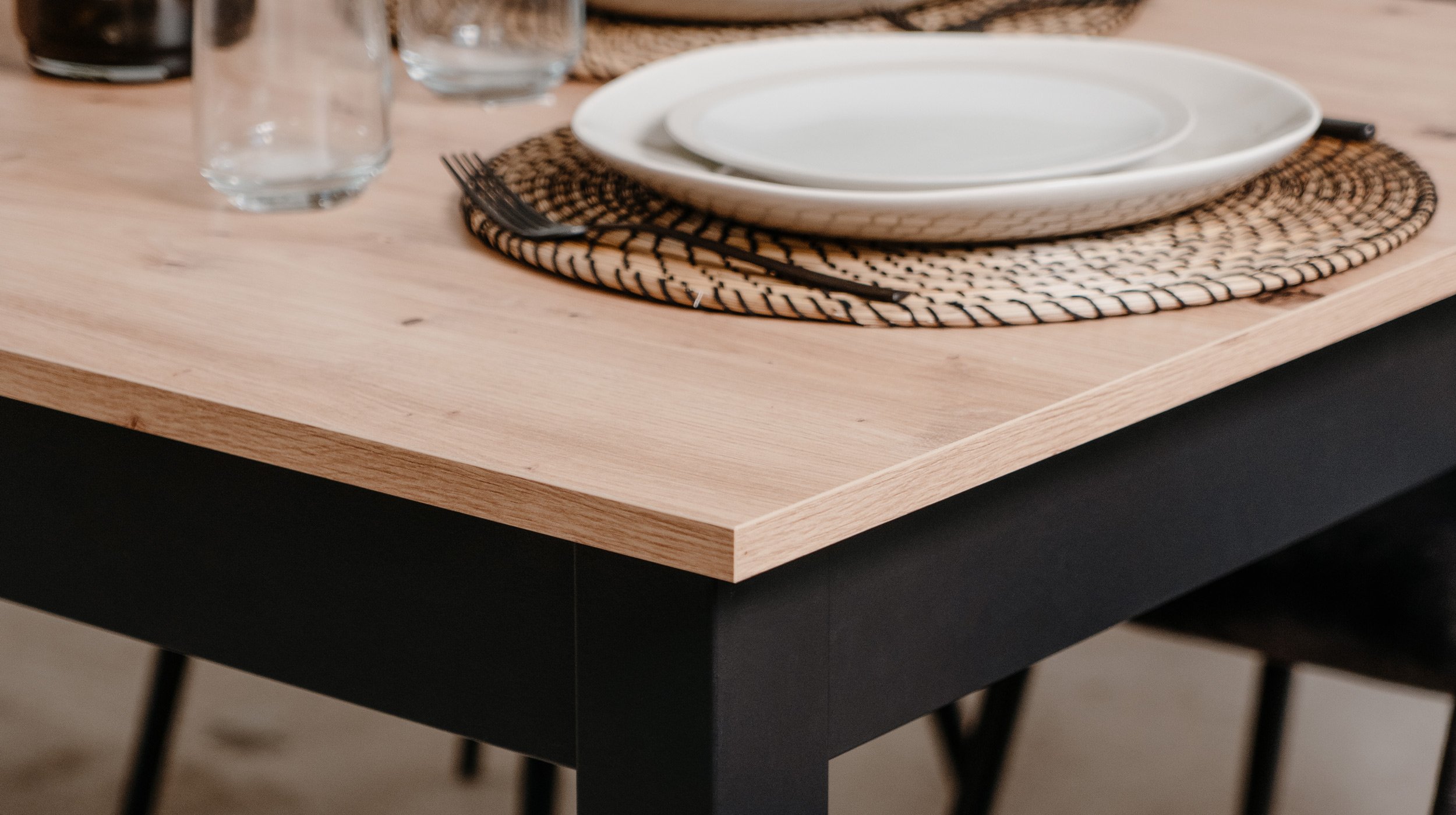 Esstisch 140 - 180 cm ausziehbar Artisan Eiche - COBURG