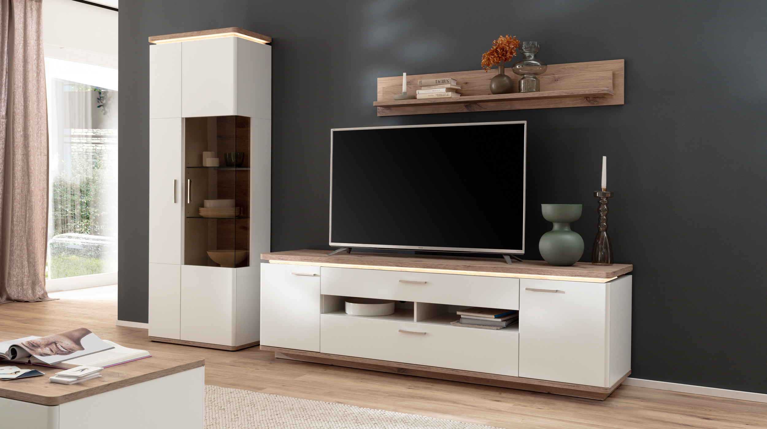 Wohnwand weiß - Viking Oak 295 cm LED-Beleuchtung - PALERMO