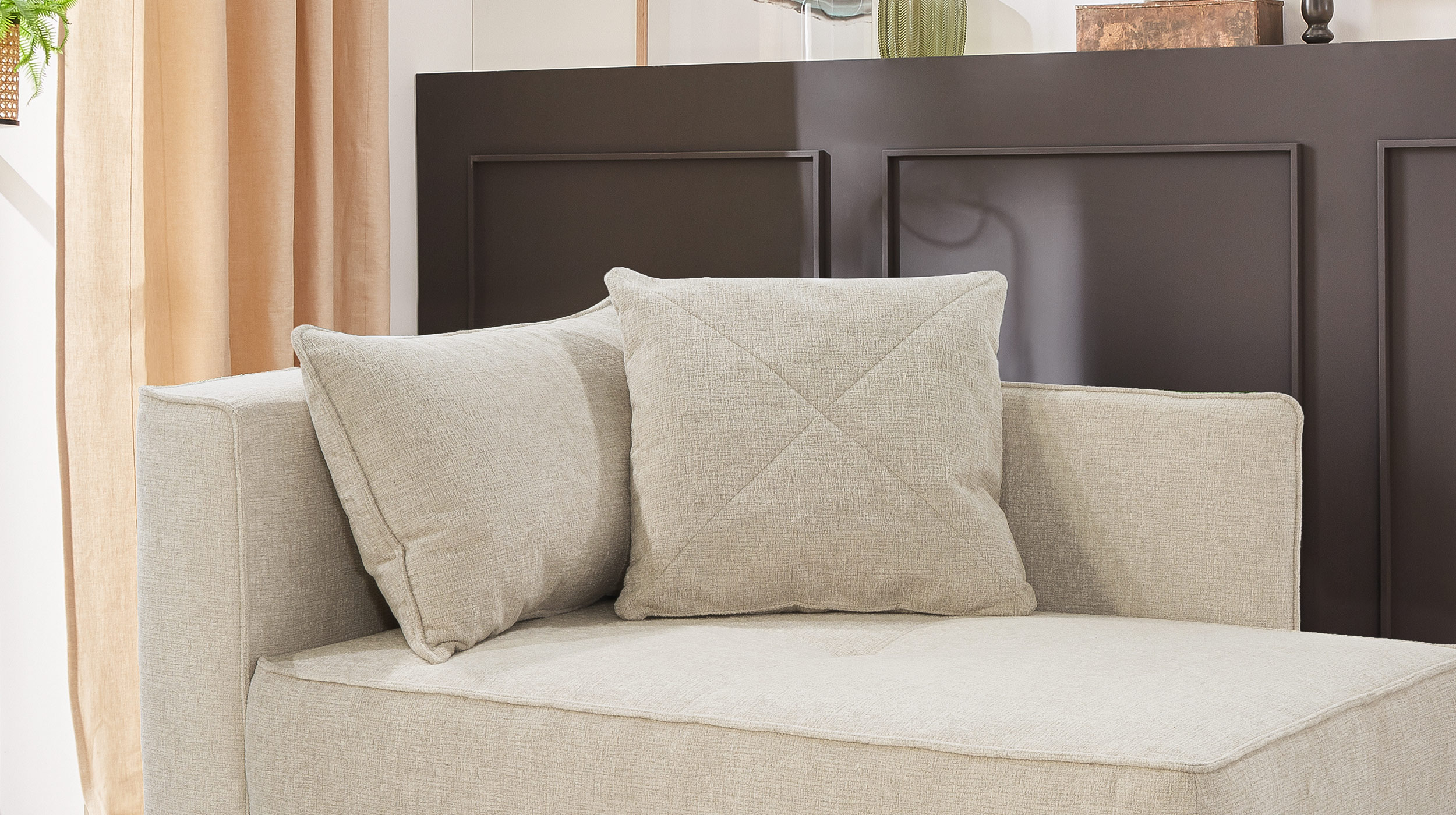 Einzelsofa Chenille beige 155 cm Recamiere mit Schlaffunktion - REX