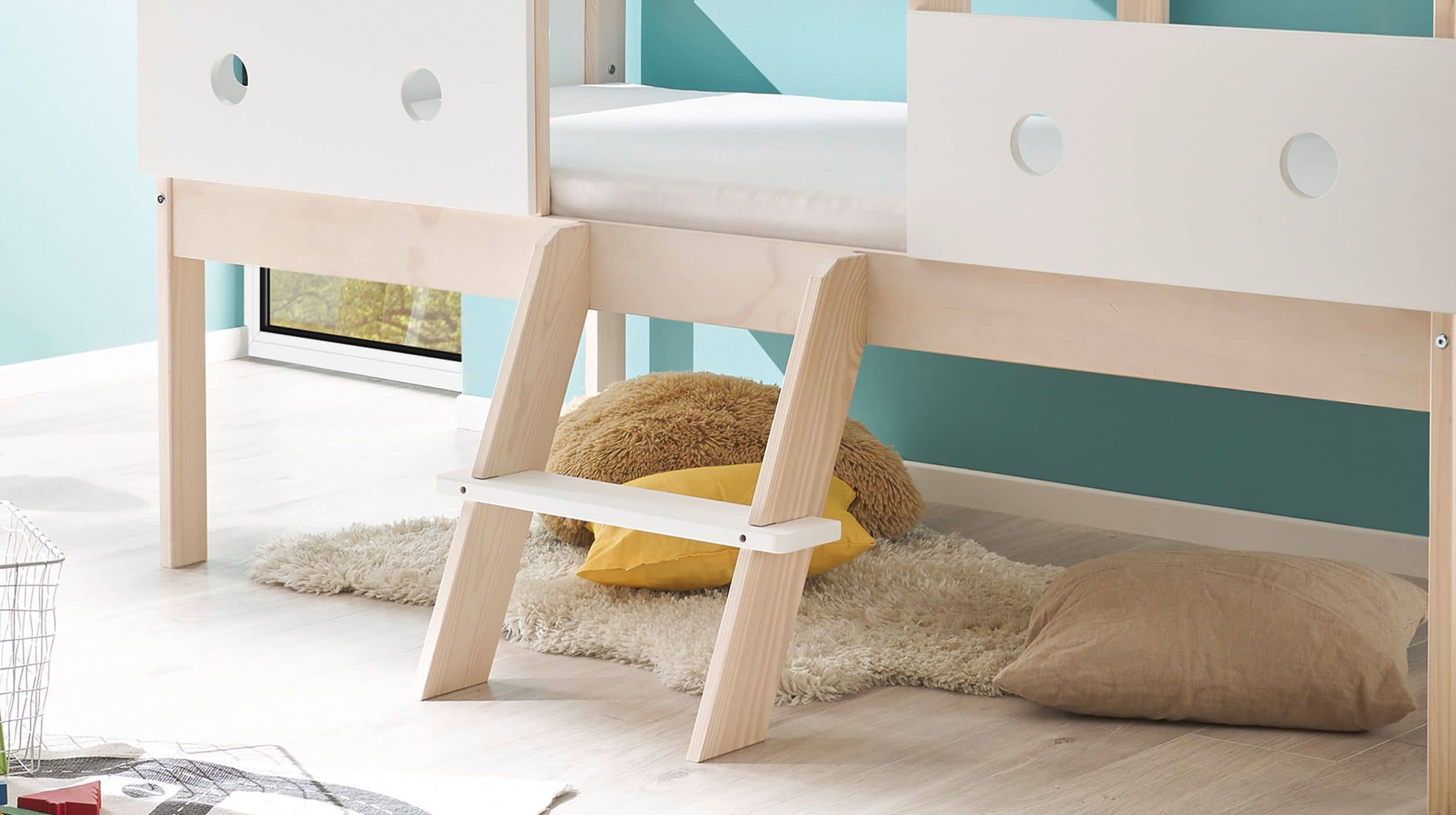 Hochbett 90 x 200 cm weiß - Kiefer massiv - Kinderbett - CORTINO