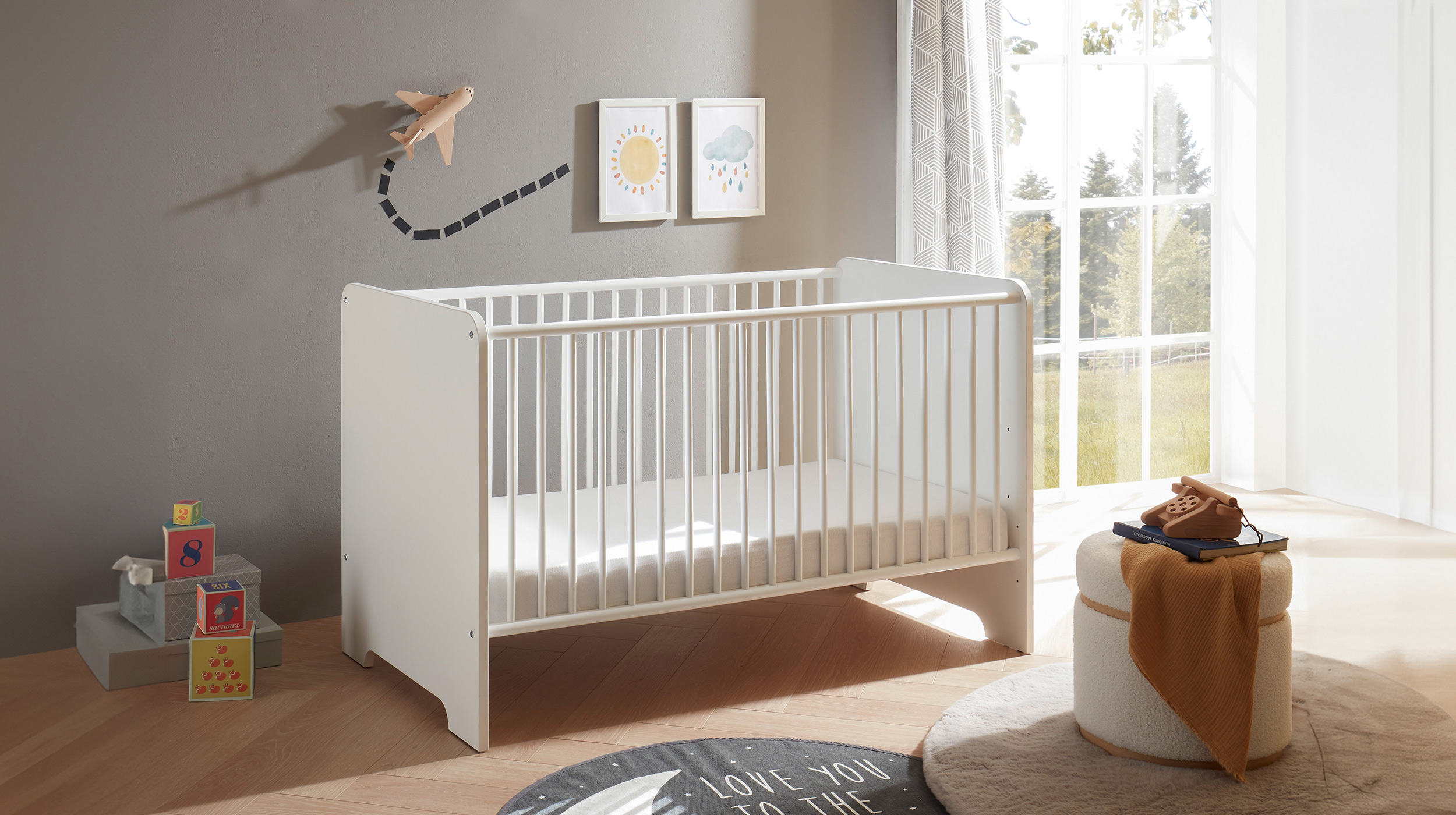 Kinderbett Babybett 70 x 140 cm weiß hochglanz - SPICE 