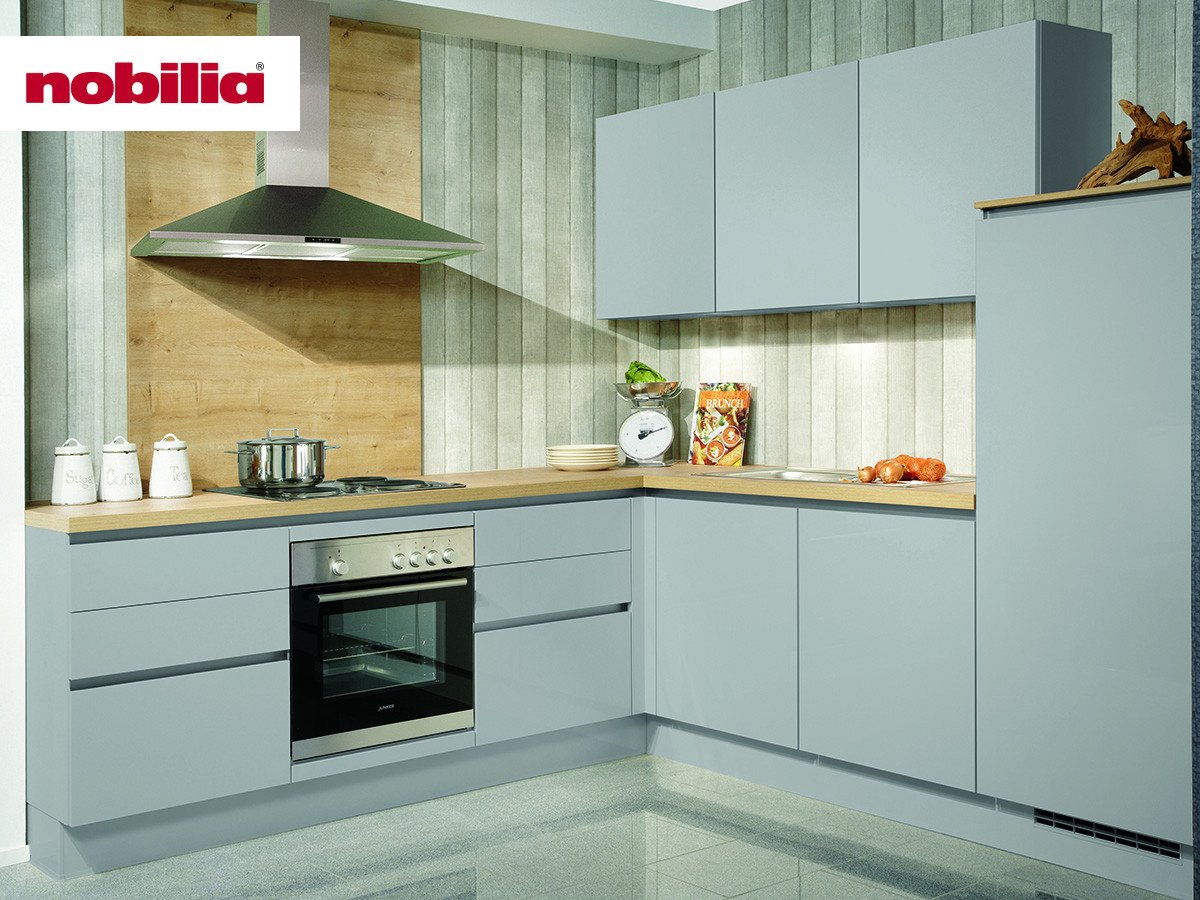 Eckküche 245 x 245 cm - mit Geräten - Küchenfronten Lack matt - TOUCH