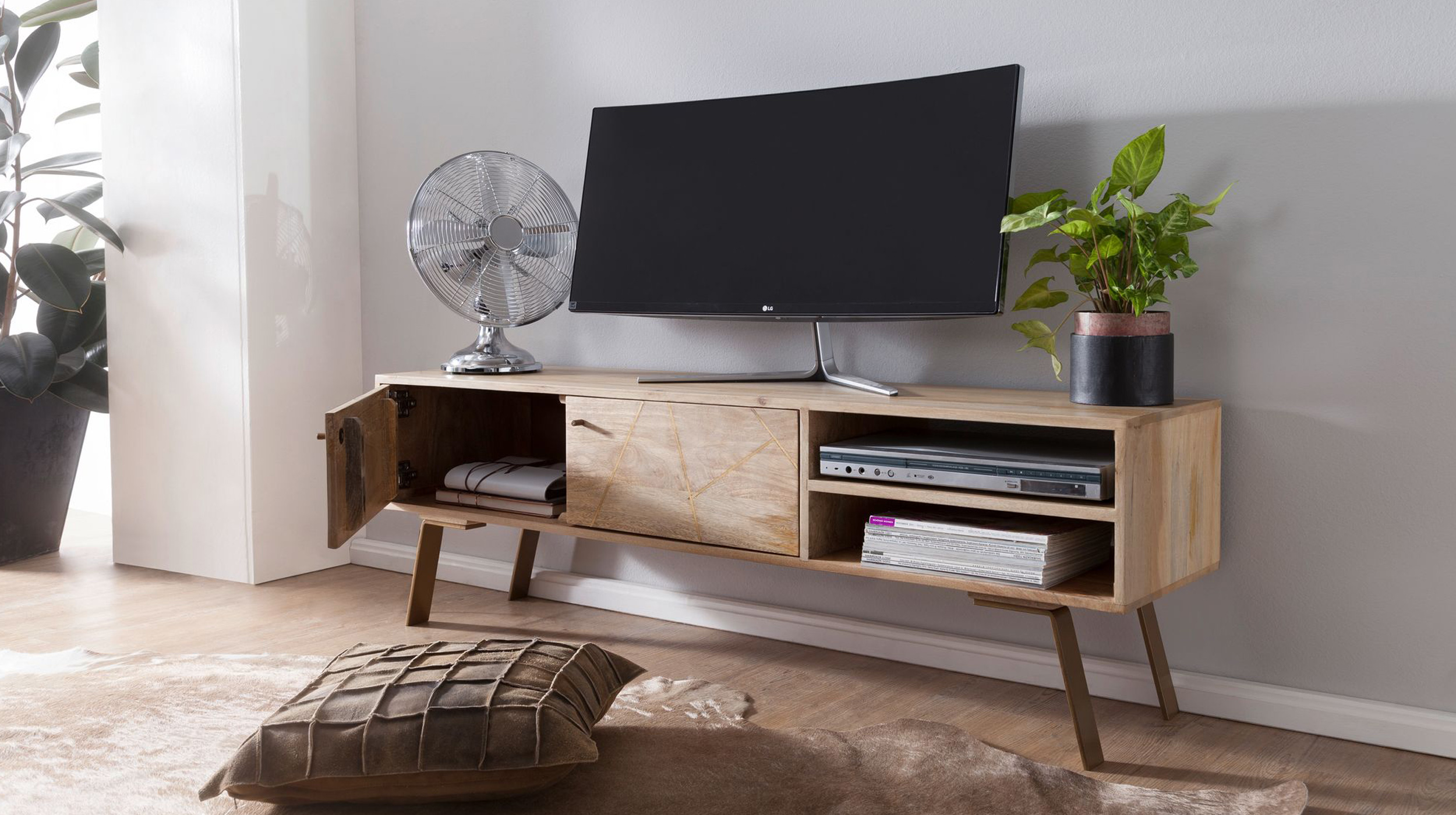 TV-Lowboard Mango massiv lackiert 2-türig 145 cm - SVAR 