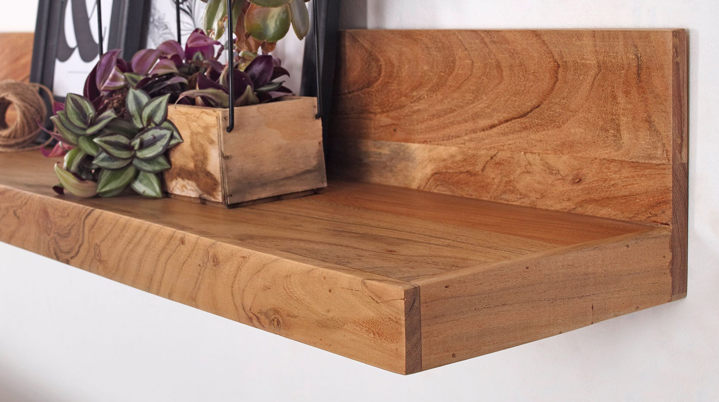 Wandboard Akazie massiv lackiert - 60 cm - METTE 