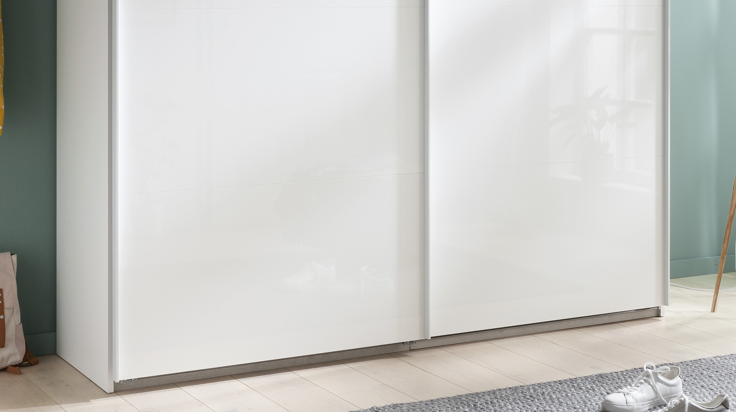 Schwebetürenschrank weiß hochglanz - 250 cm - SYSTEMA