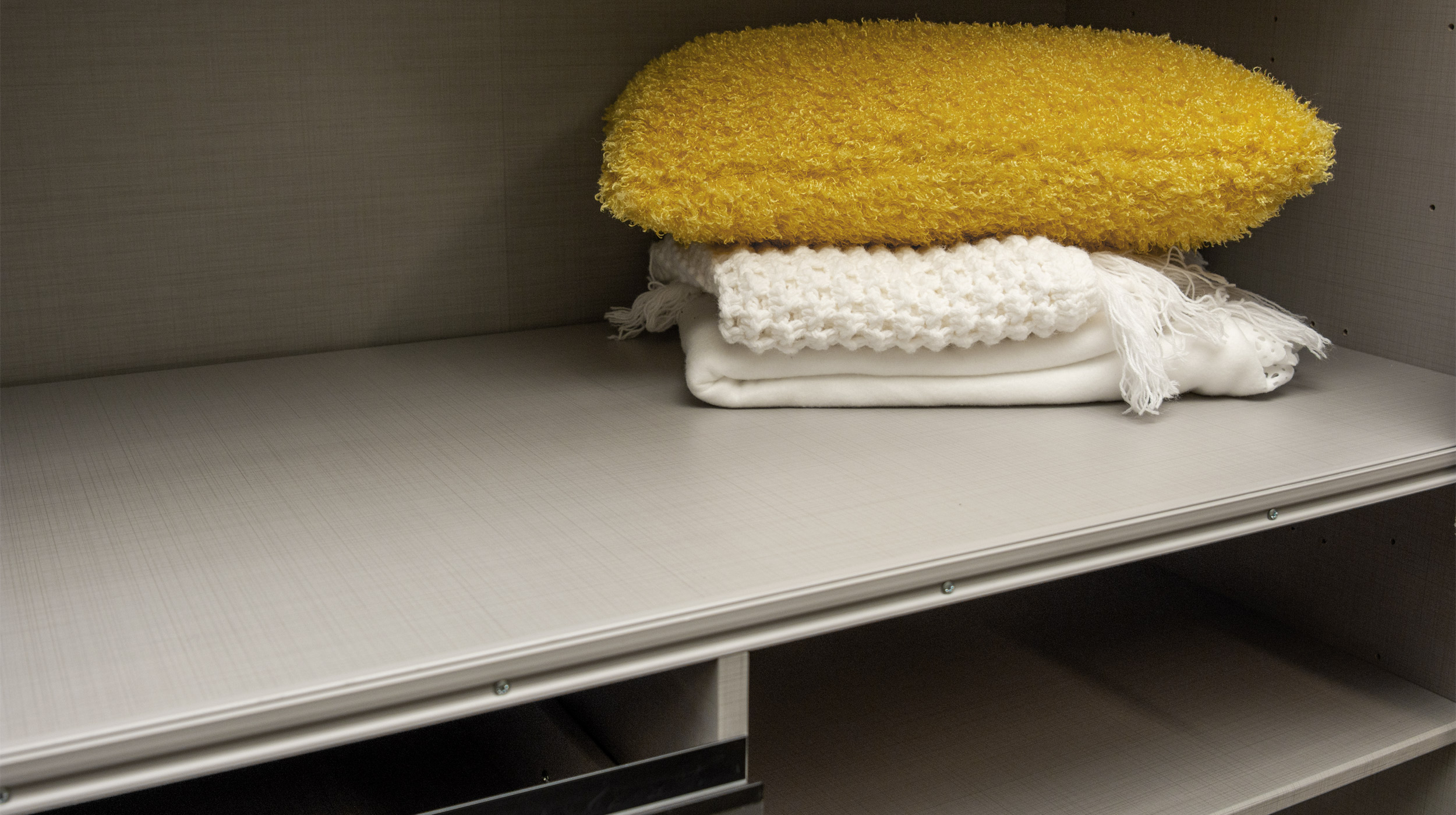 Schwebetürenschrank Spiegel Plankeneiche 270 cm - 3-türig - SAIGON