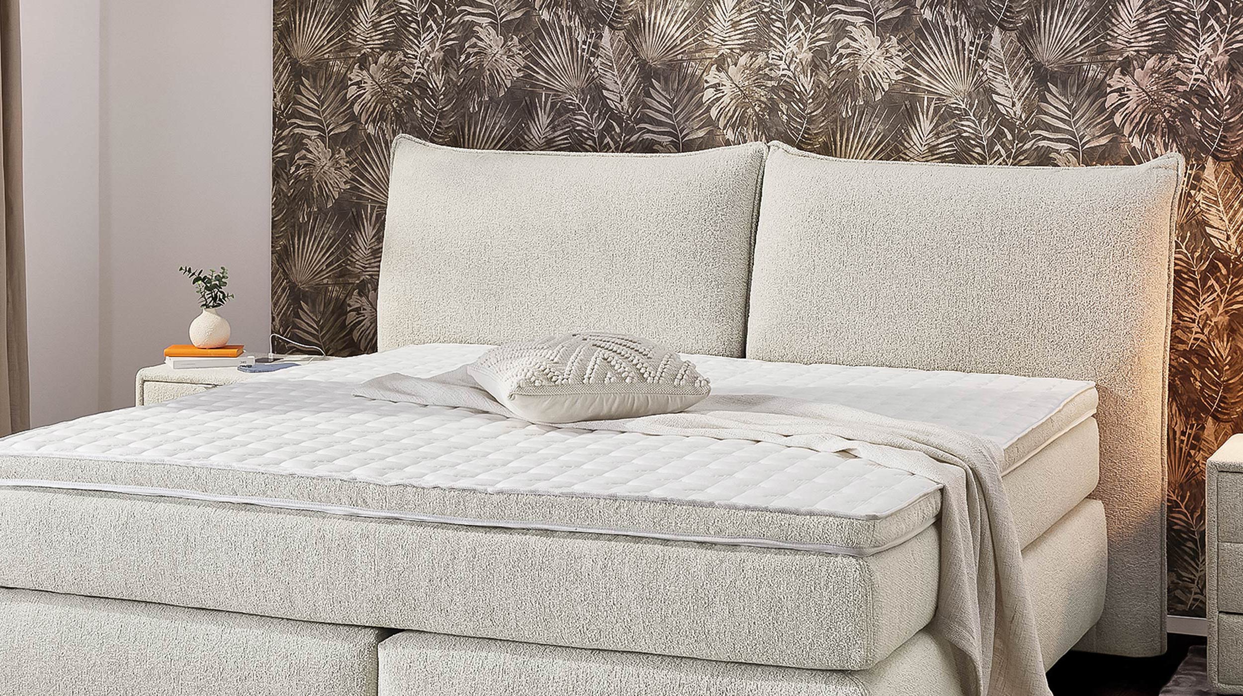 Boxspringbett 180 x 200 cm beige Stoffbezug - HACIENDA