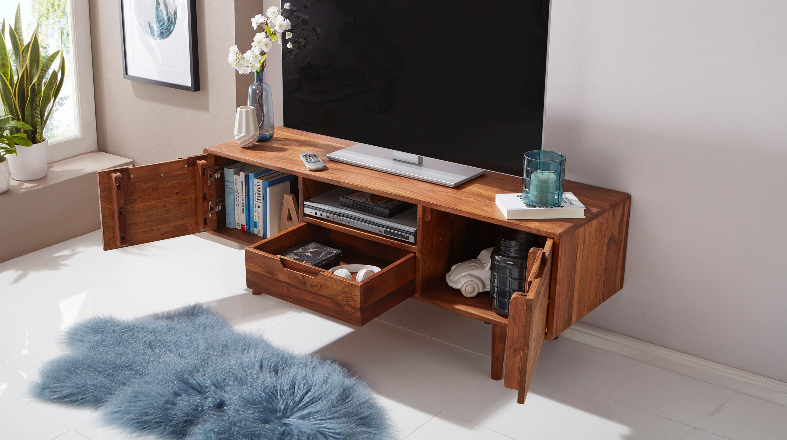 TV-Lowboard Sheeshamholz massiv gebeizt 135 cm - HALLA 