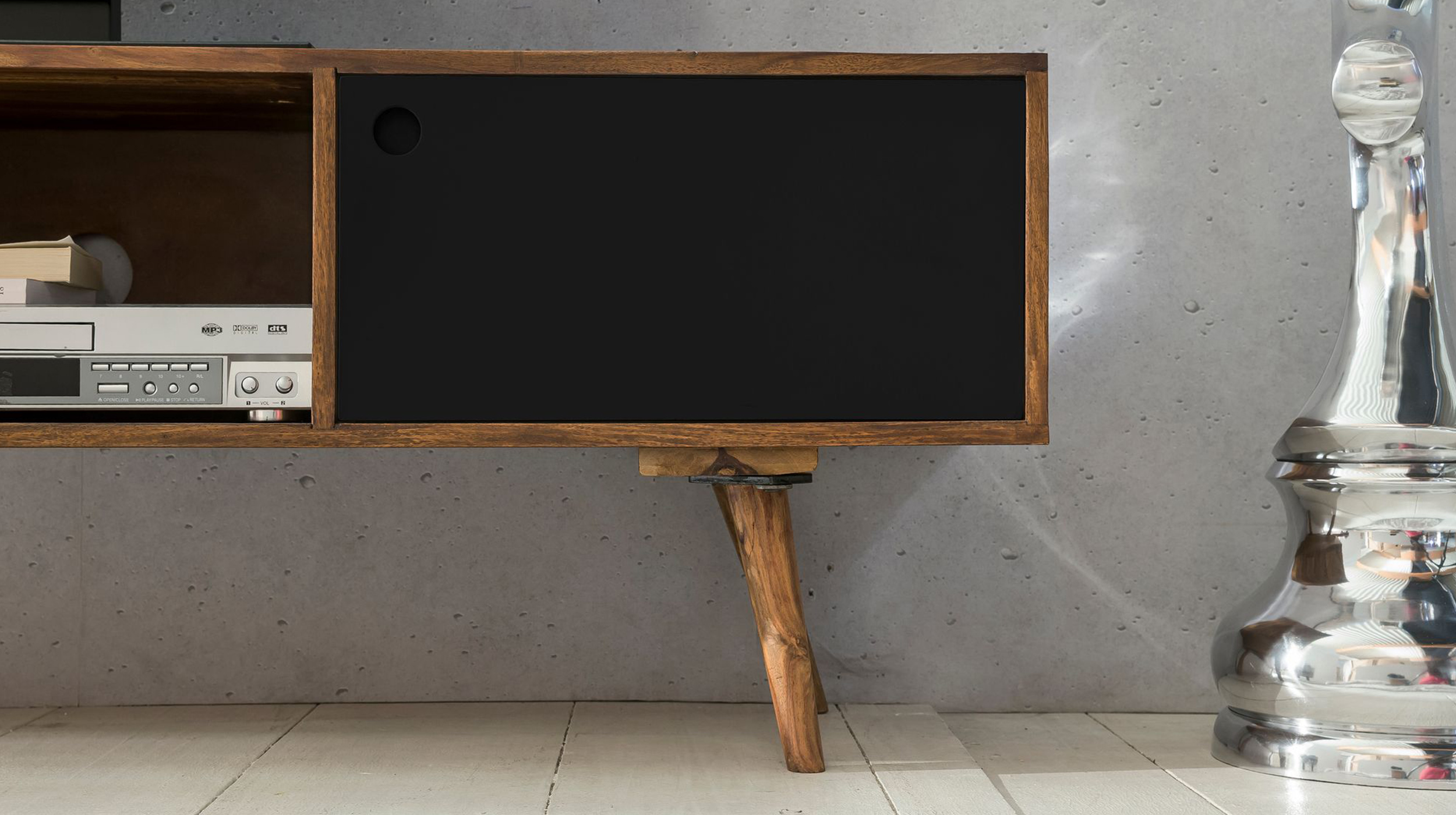 TV-Lowboard Sheesham massiv gebeizt 140 cm - RAKEL 