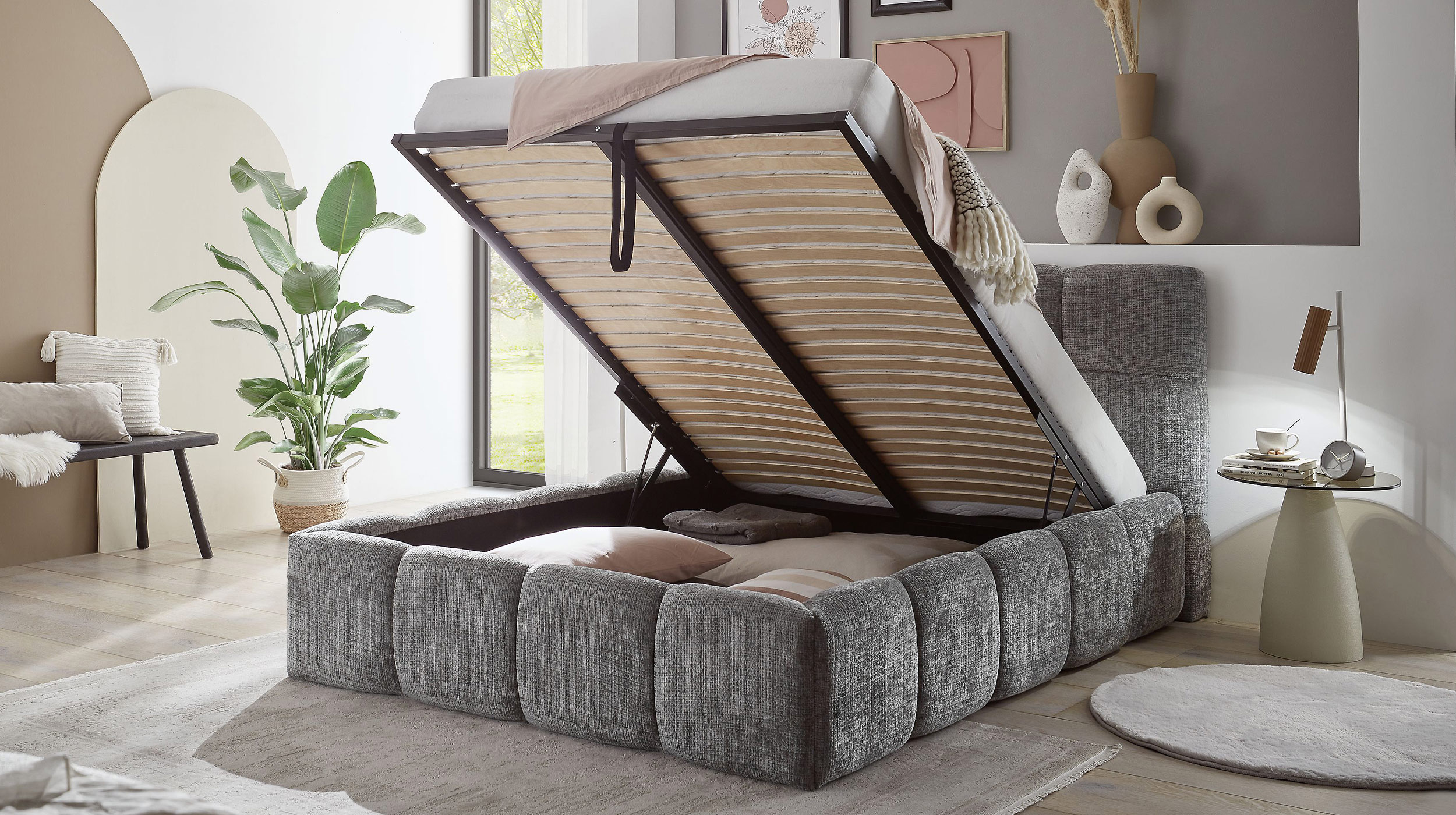 Polsterbett 180 x 200 cm grau Bettkasten Chenille - SANDRIN