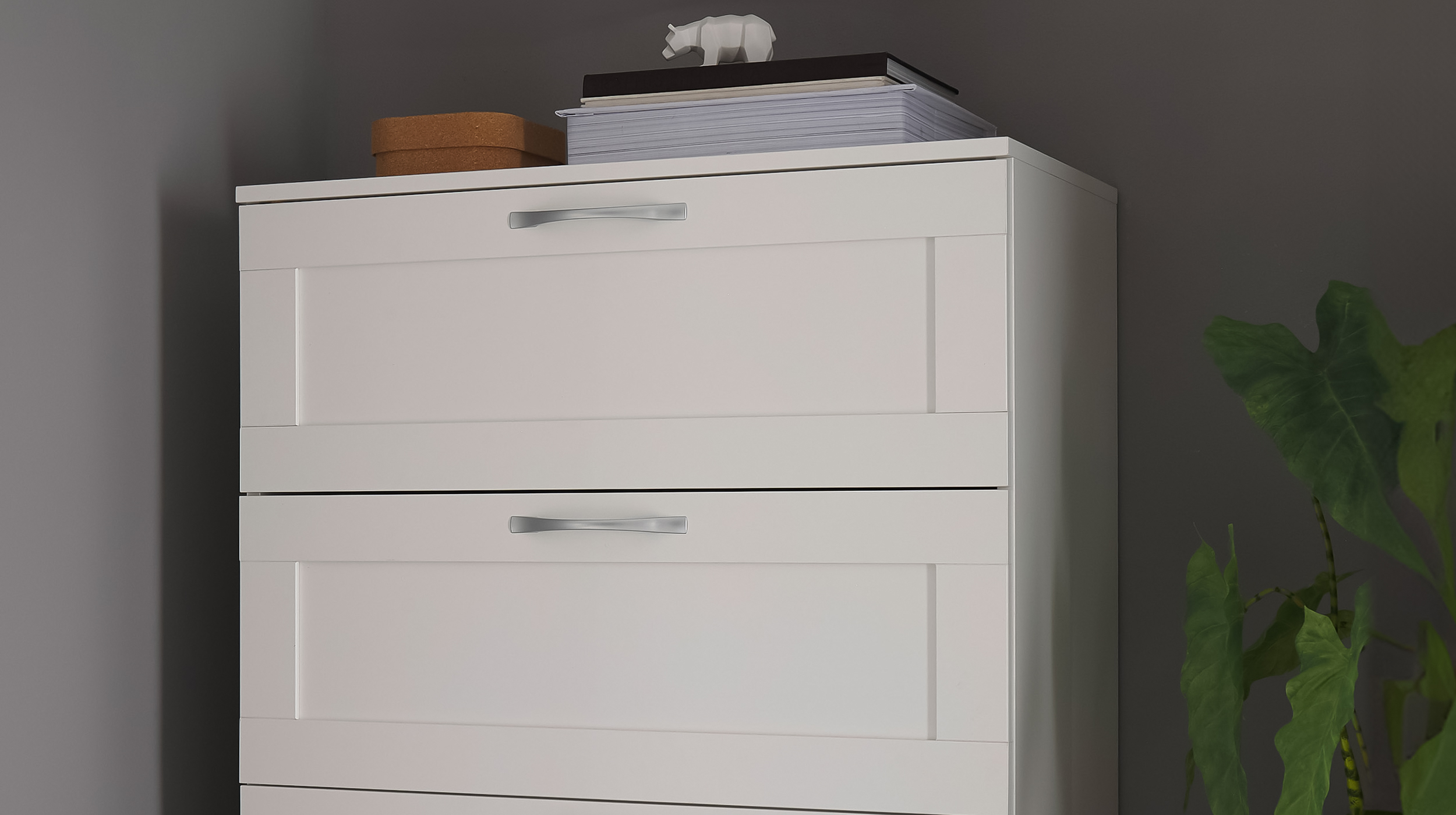 Kommode mit 4 Schubladen weiß 79 x 124 cm - SALIAS 