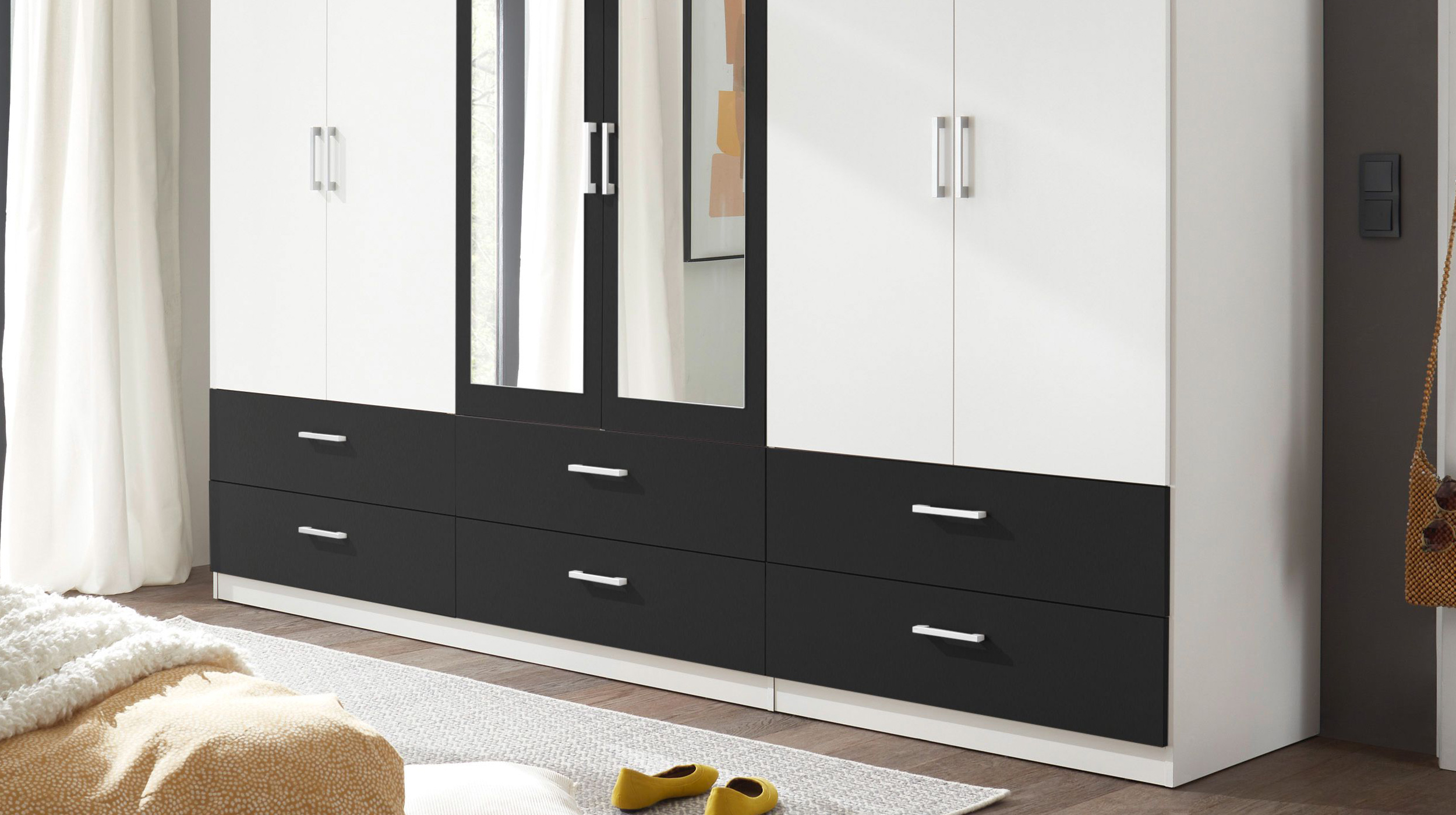 Kleiderschrank mit Spiegel - weiß - 272 cm - JANNE