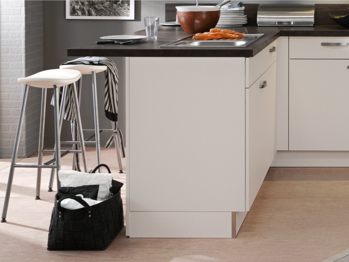 Eckküche 185 x 335 cm - mit Geräten - Küchenfronten hochglanz Lack - STAR 