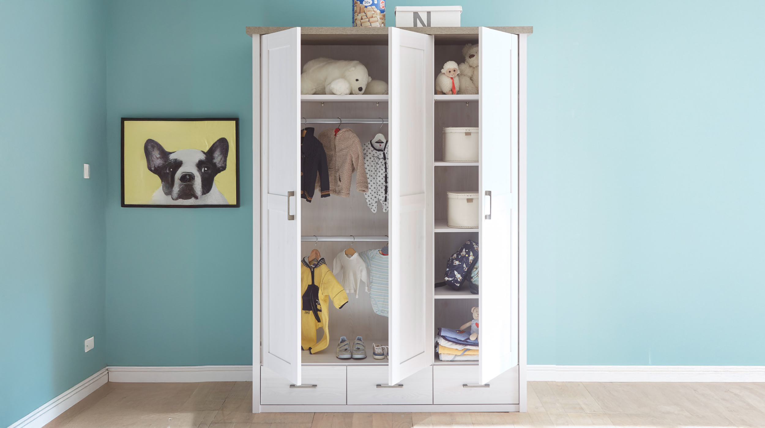 Kleiderschrank 148 cm Pinie weiß 3-türig - LUCA