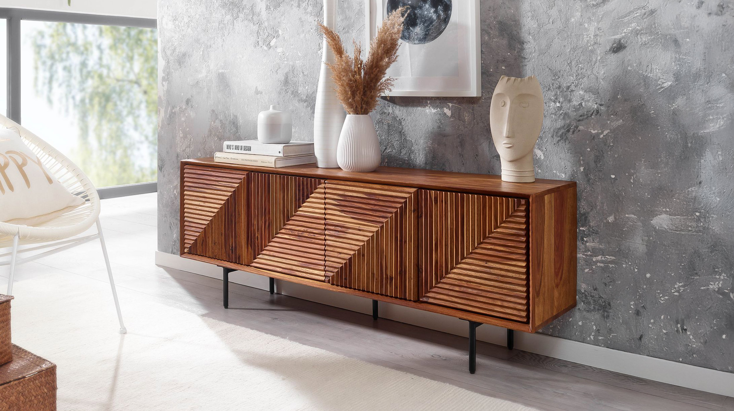 TV - Lowboard Sheesham massiv gebeizt 140 cm - TV-Board - DAINA