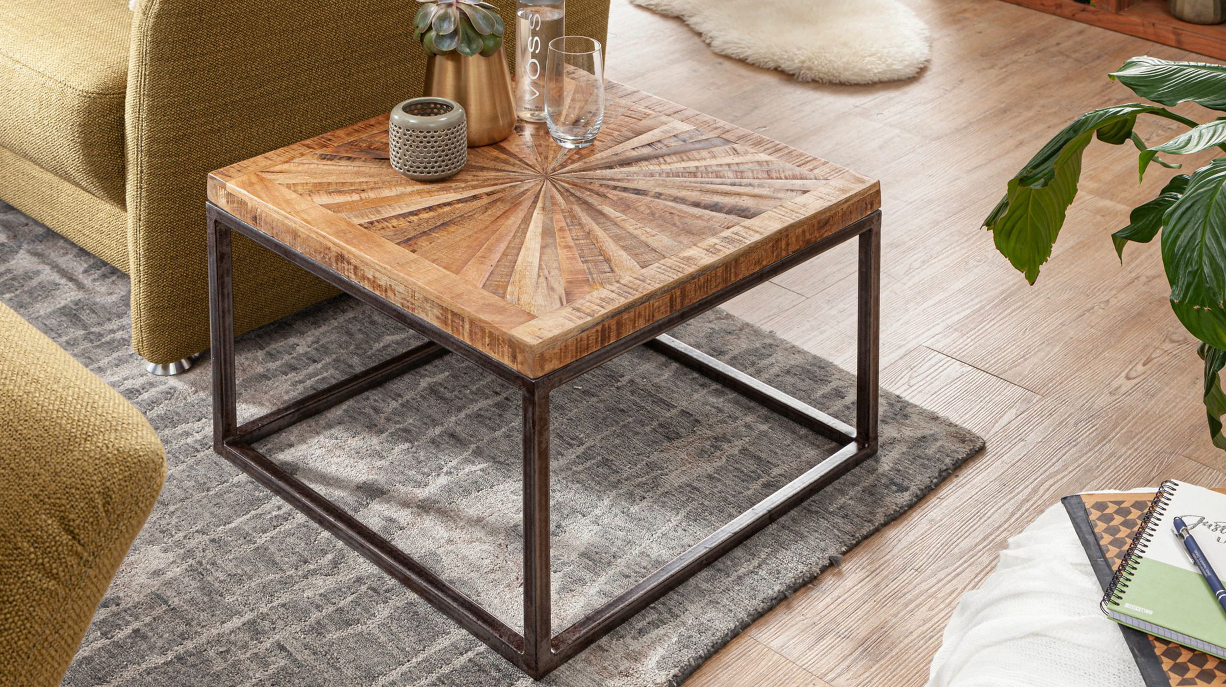 Couchtisch Mango massiv lackiert 55 x 55 cm - JONA 