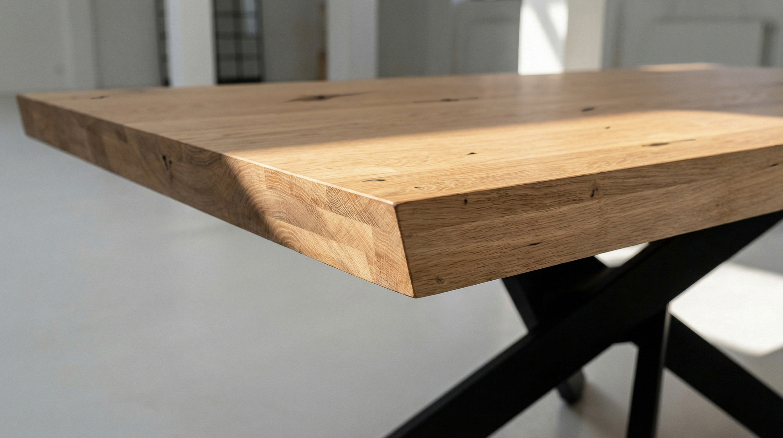 Esstisch Massivholztisch 180 x 100 cm Wildeiche geölt - AHUS