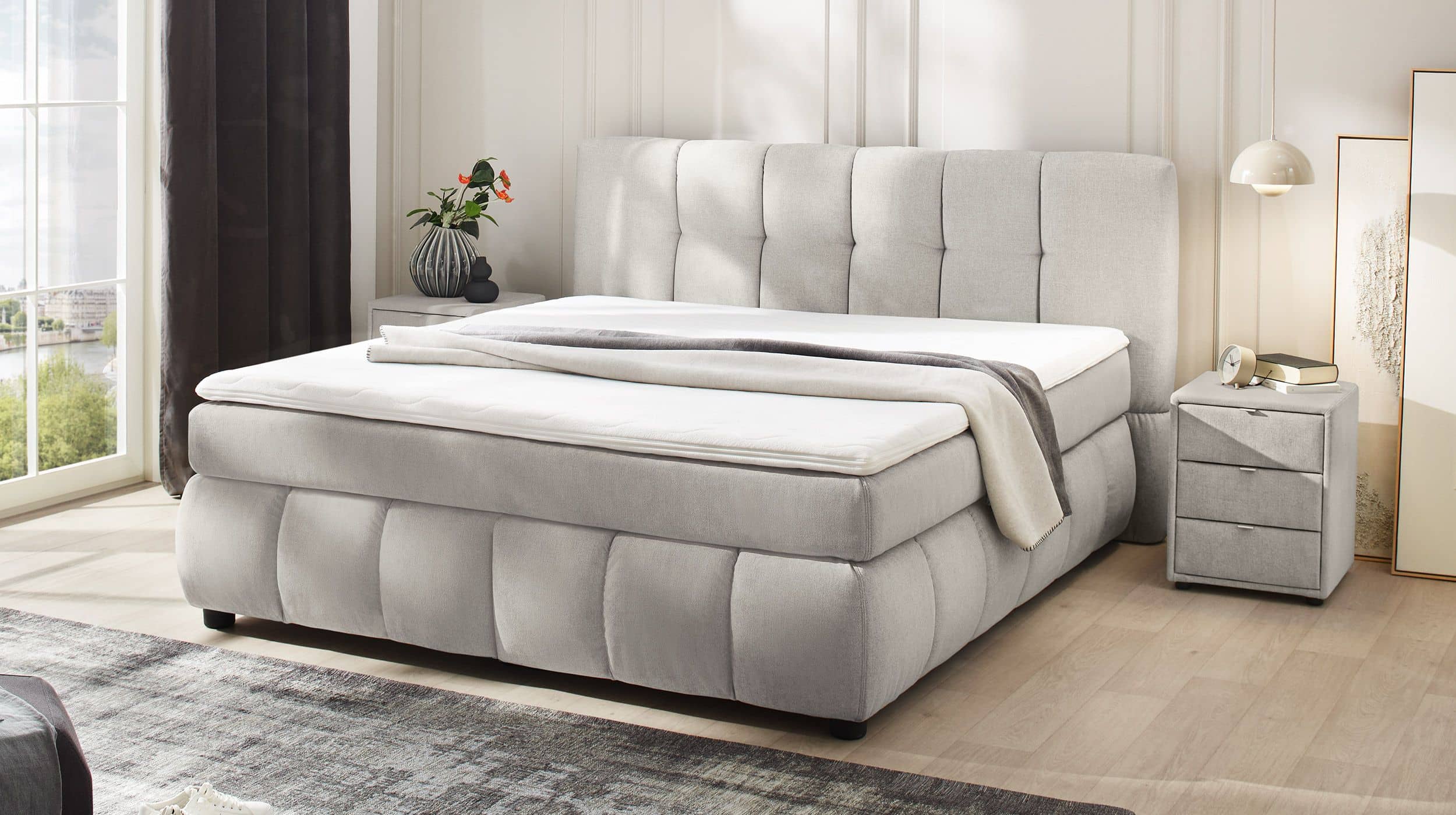 Boxspringbett 180 x 200 cm grau-beige Stoffbezug - CORA 