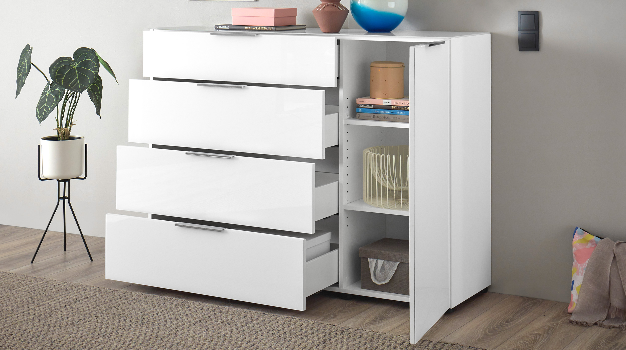 Kommode 4 Schubladen - weiß - Glasfront - 135 cm - SANTORIN